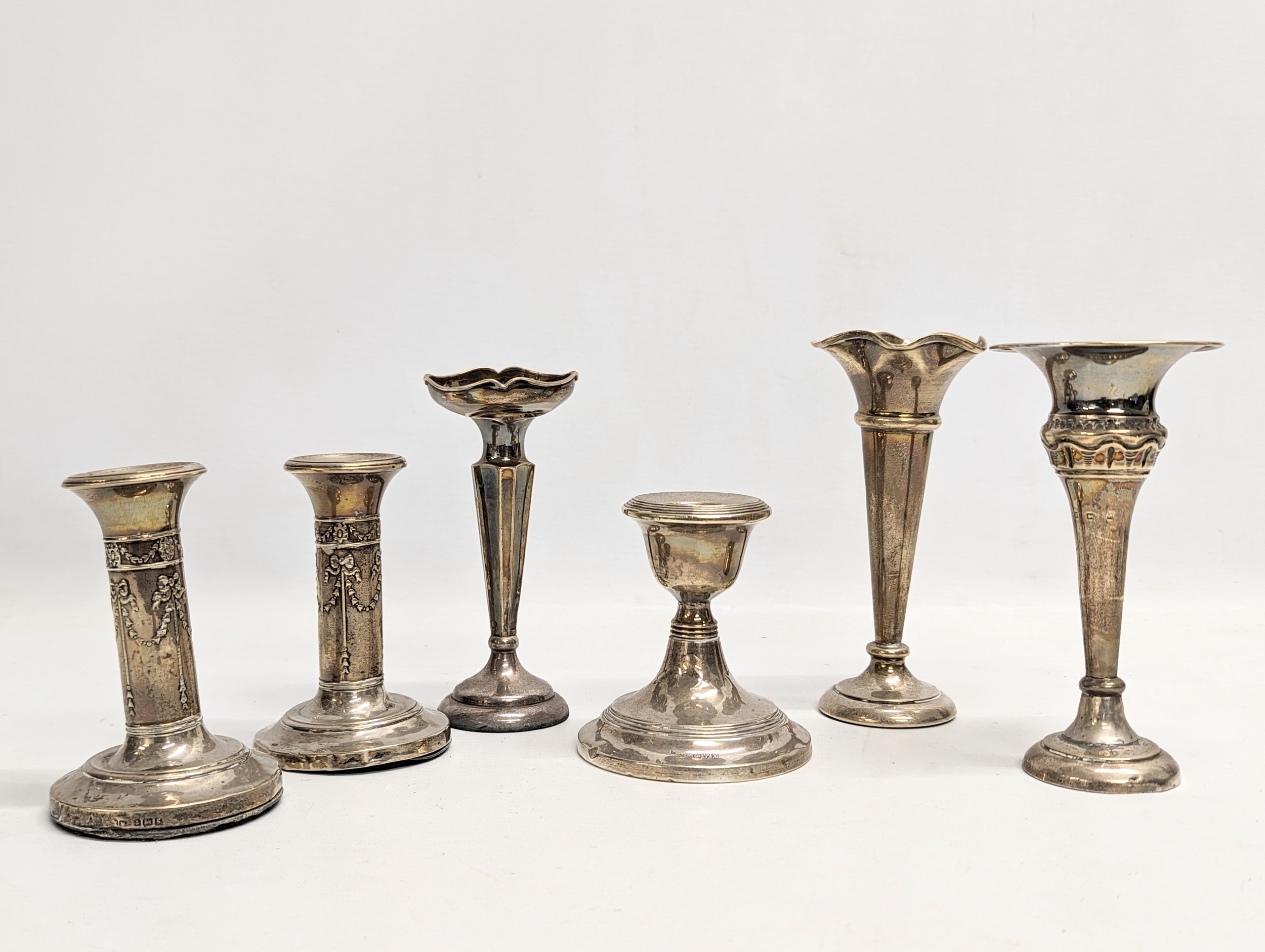 A quantity of early 20th century silver candlesticks. Tallest measures 14cm. - Image 4 of 4