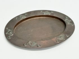 An early 20th century Art Nouveau copper tray. Circa 1900-1910. 31x24cm