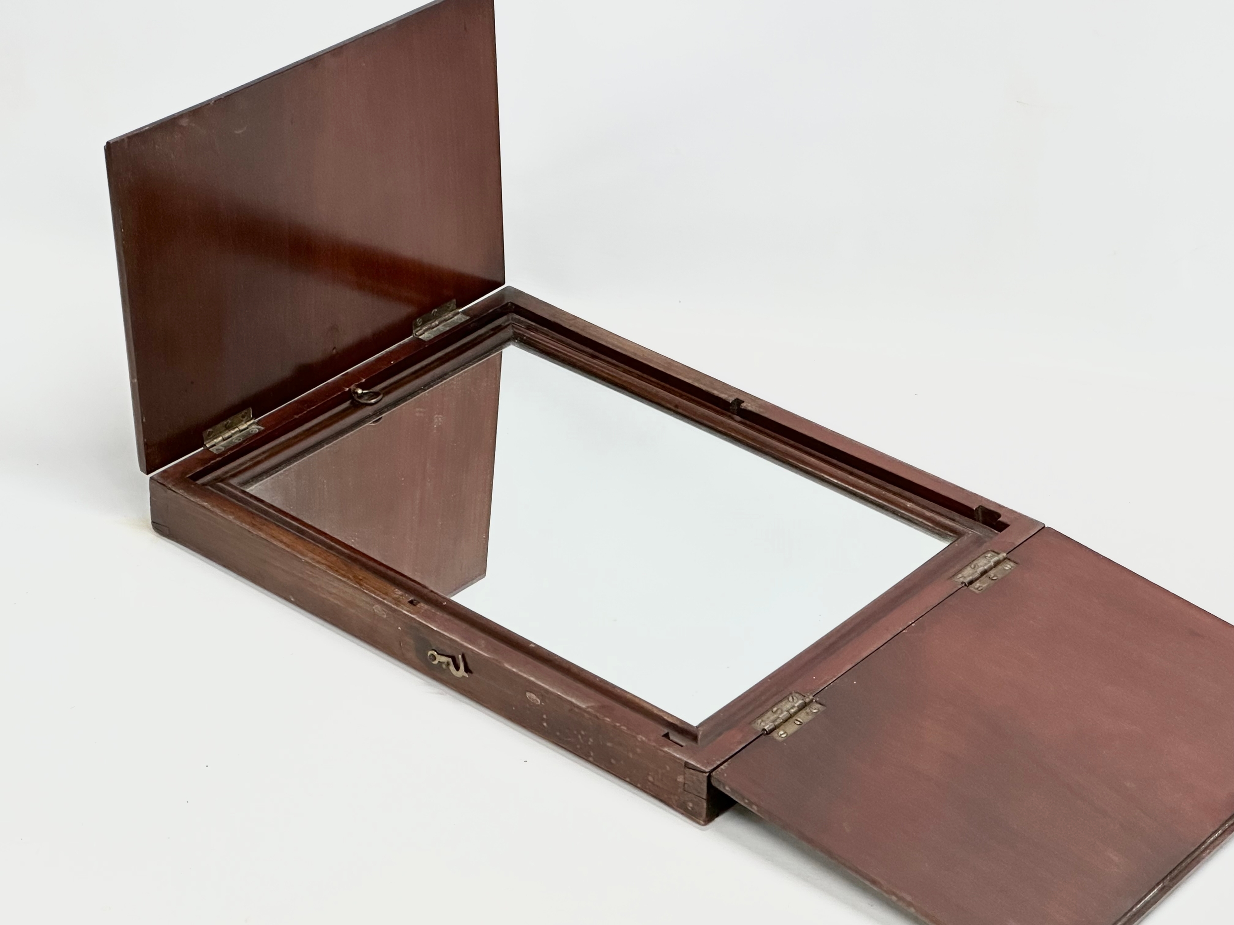 A mid/late 19th century mahogany Campaign mirror. 32x42x37cm open. 41x31x5cm closed. - Image 6 of 7