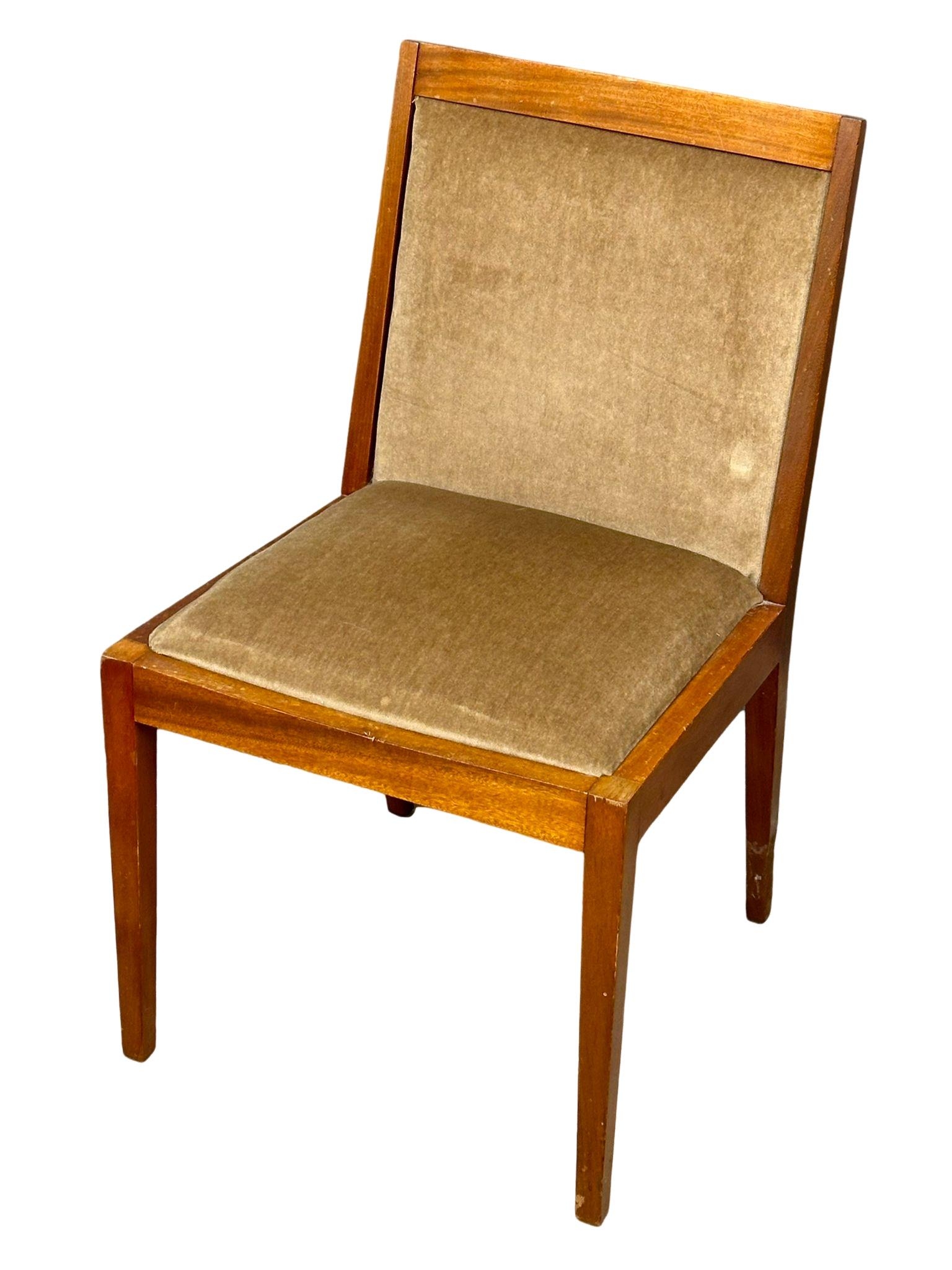 A set of 4 Mid Century teak dining chairs.(10) - Image 6 of 6