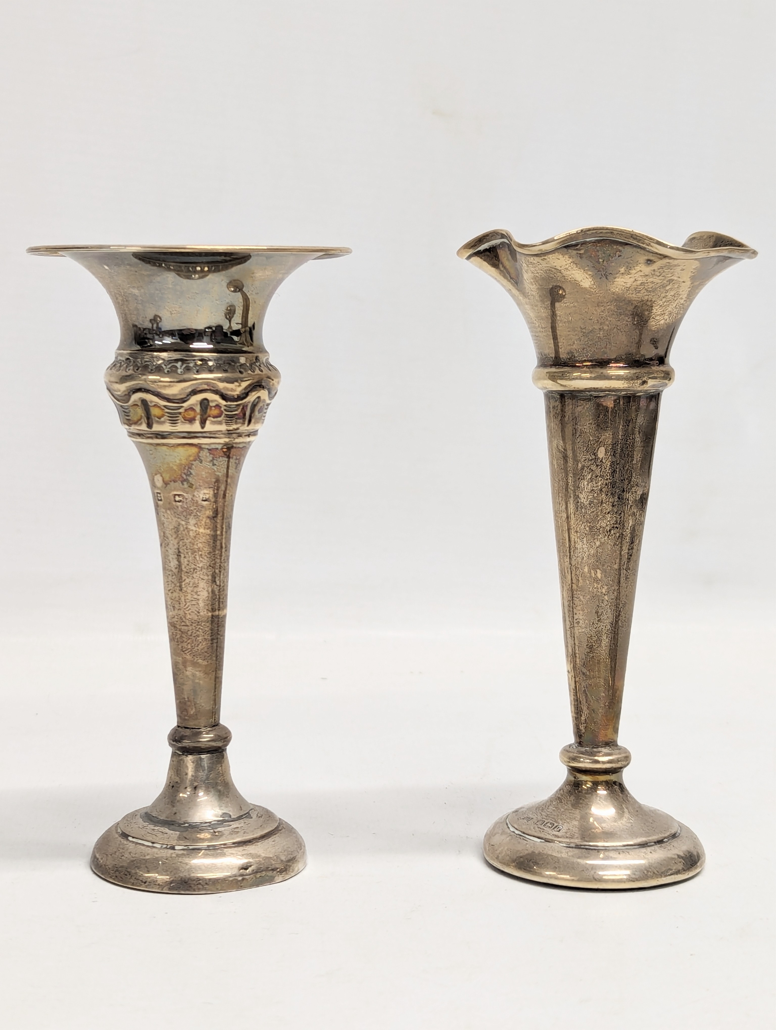 A quantity of early 20th century silver candlesticks. Tallest measures 14cm. - Image 2 of 4