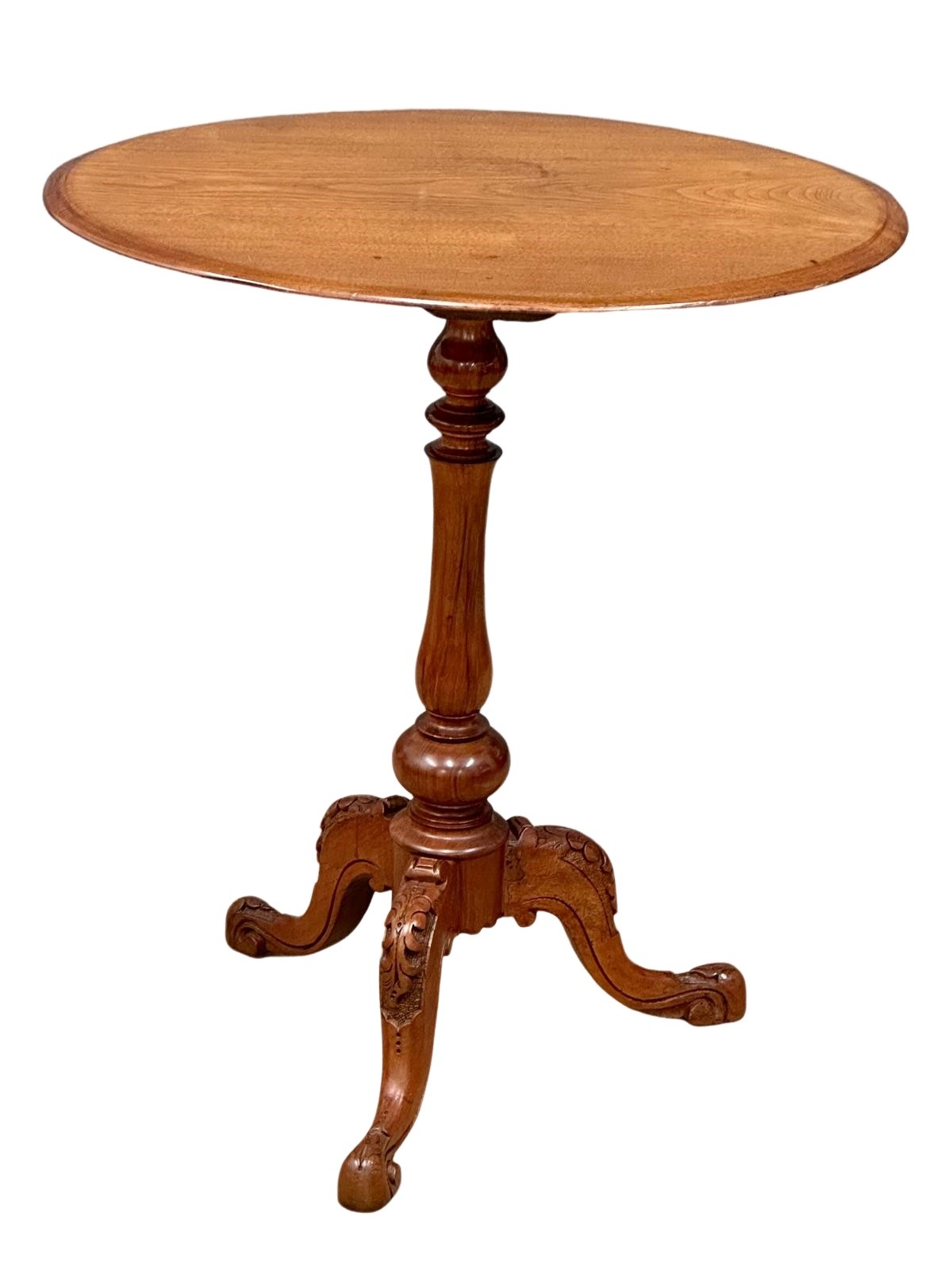 A Mid Victorian mahogany pedestal table on cabriole legs. 61x45x69cm