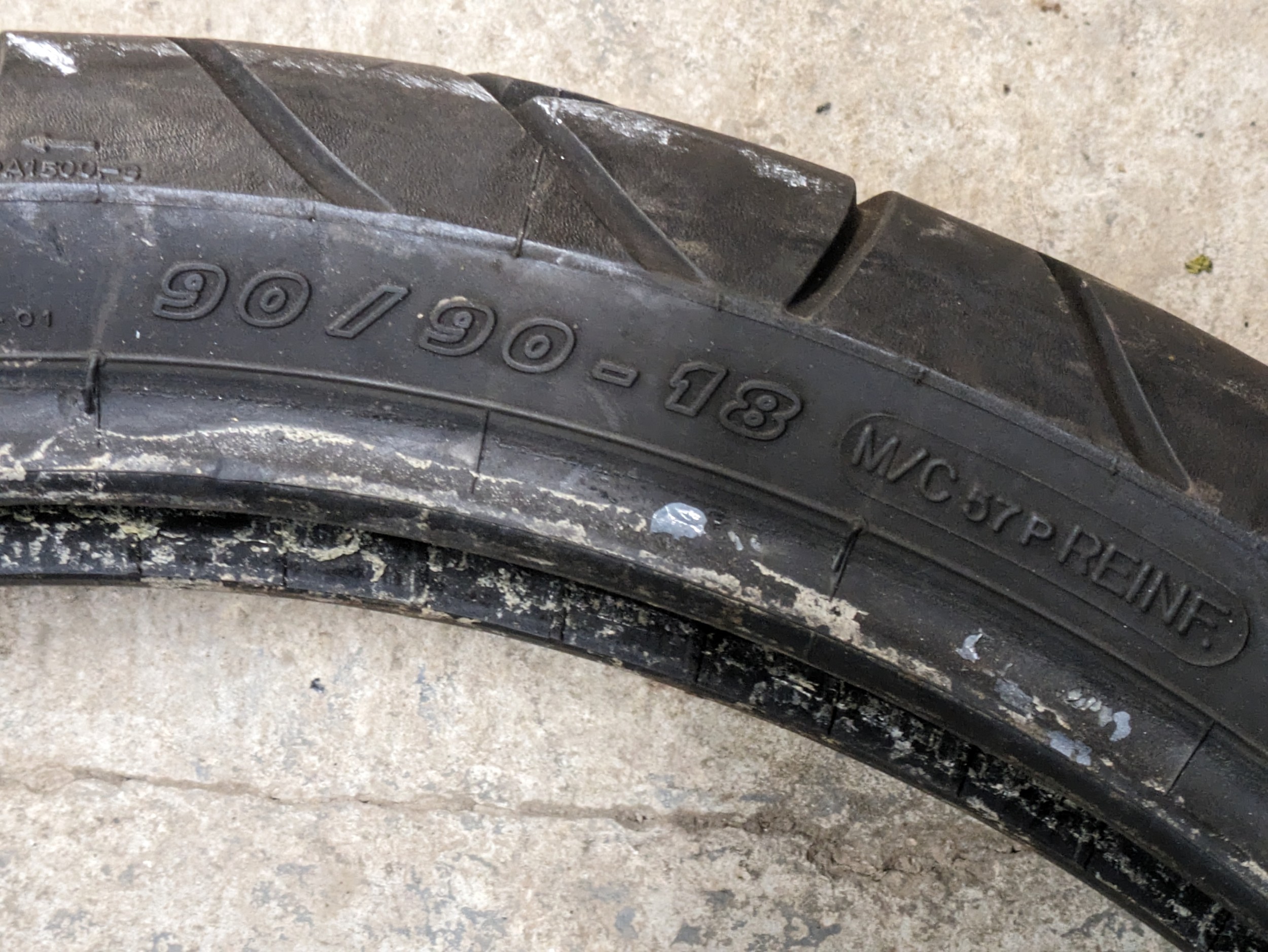 2 Michelin tyres - Image 3 of 5