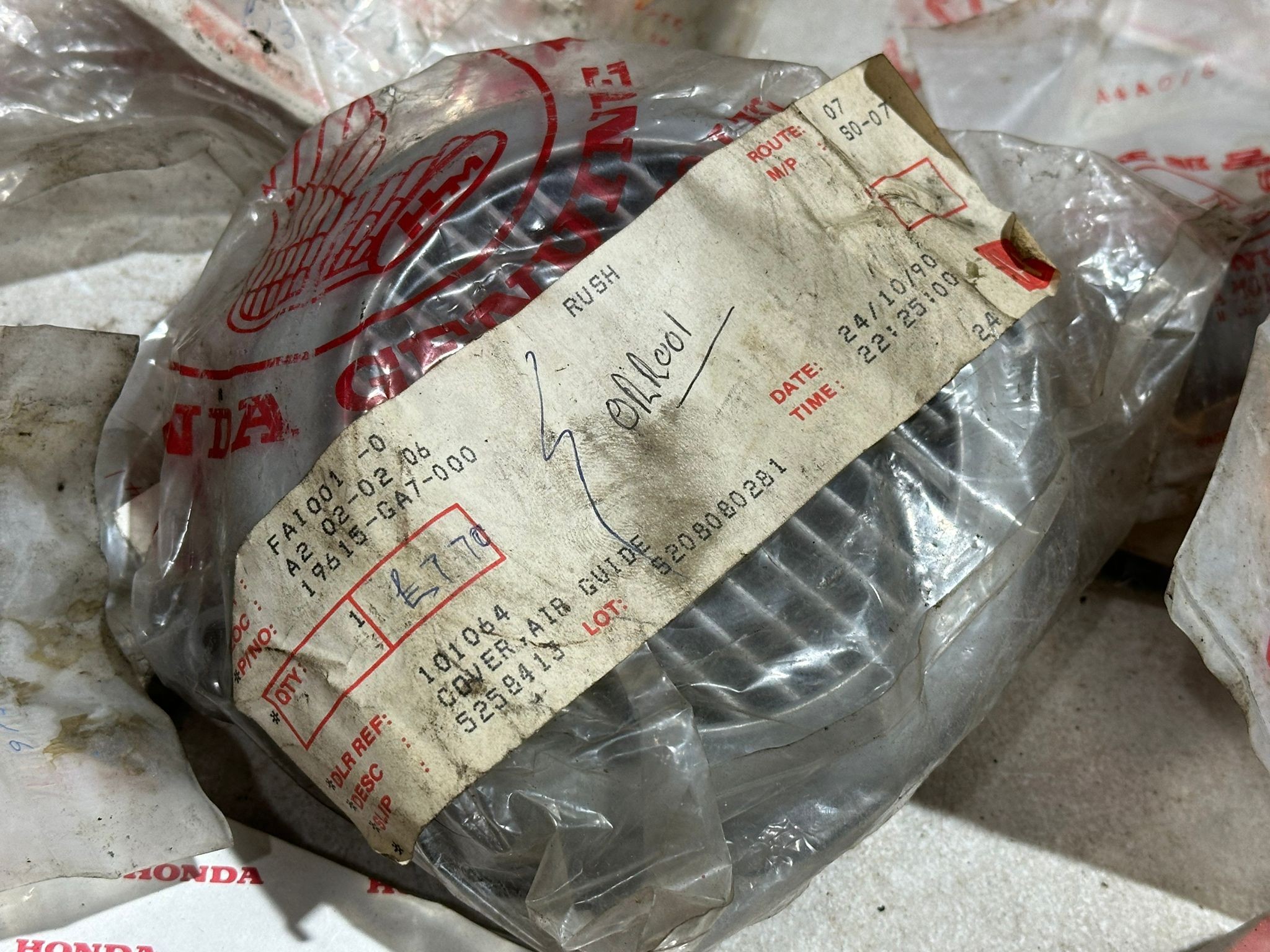 A large quantity of mostly old new stock genuine Honda parts. - Image 52 of 65