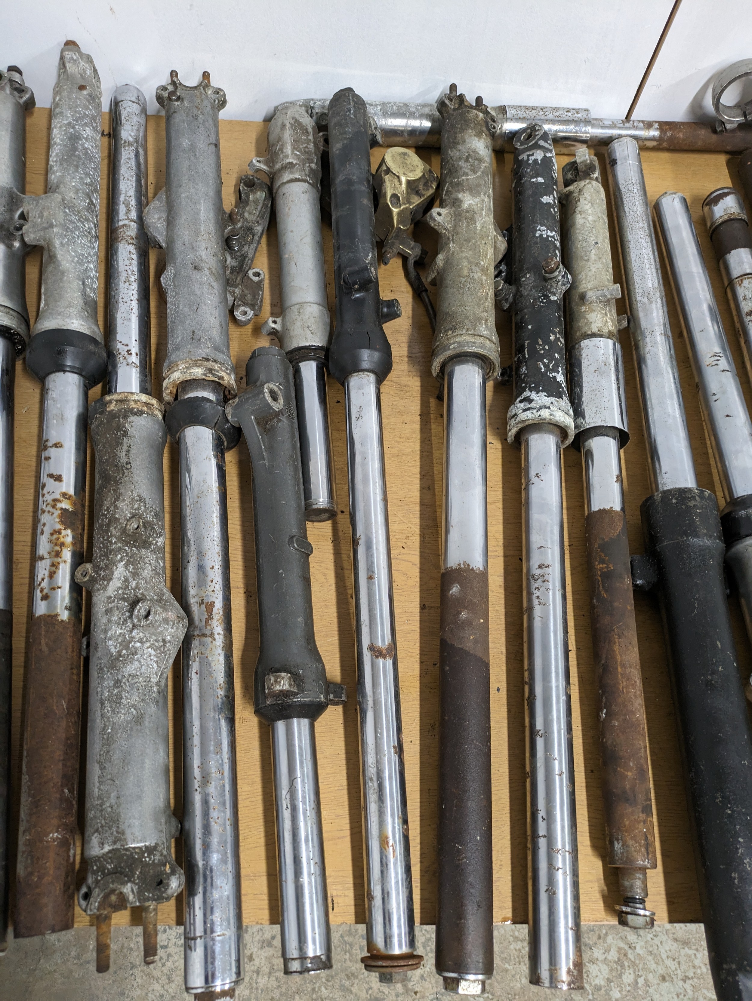 A quantity of assorted motorbike forks - Image 6 of 9