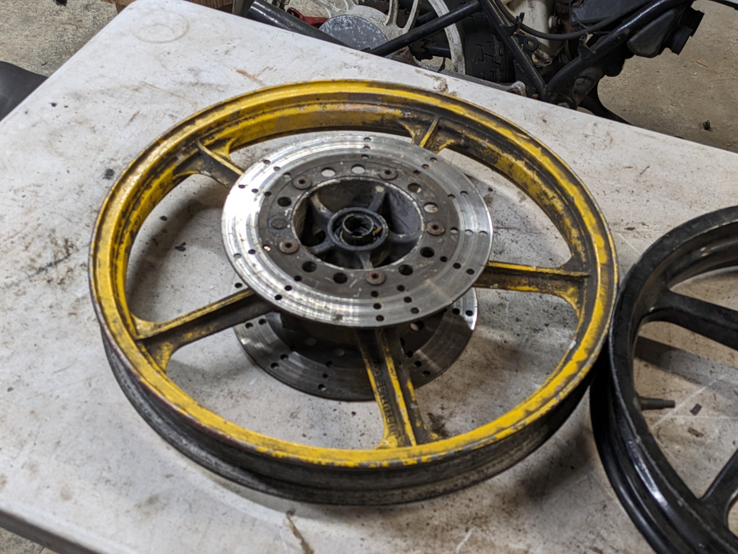 3 motorbike wheels, Kawasaki and Aprilia - Image 2 of 4