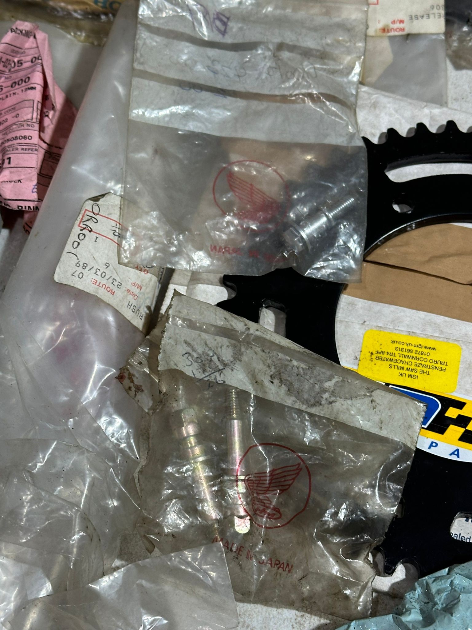 A large quantity of mostly old new stock genuine Honda parts. - Image 34 of 65