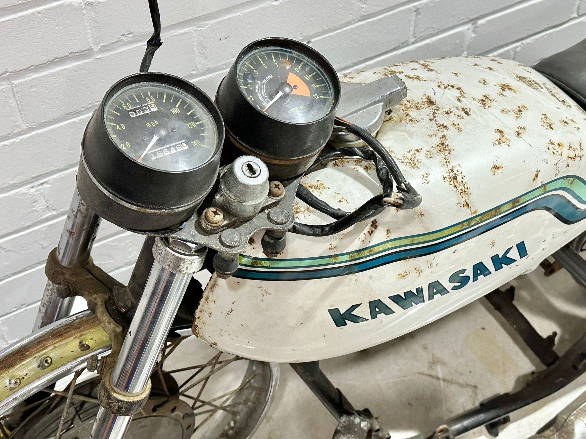 Kawasaki S1 250 White Ghost 2 stroke Frame 1972, with parts, engine and documents - Image 16 of 28