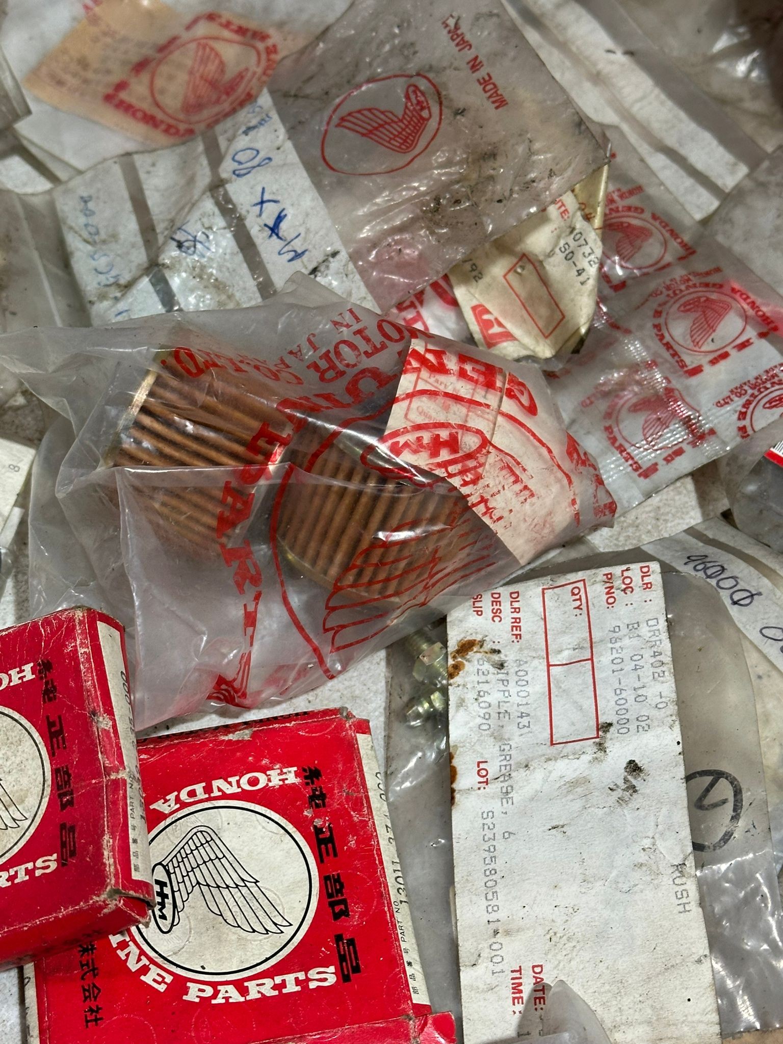 A large quantity of mostly old new stock genuine Honda parts. - Image 5 of 65