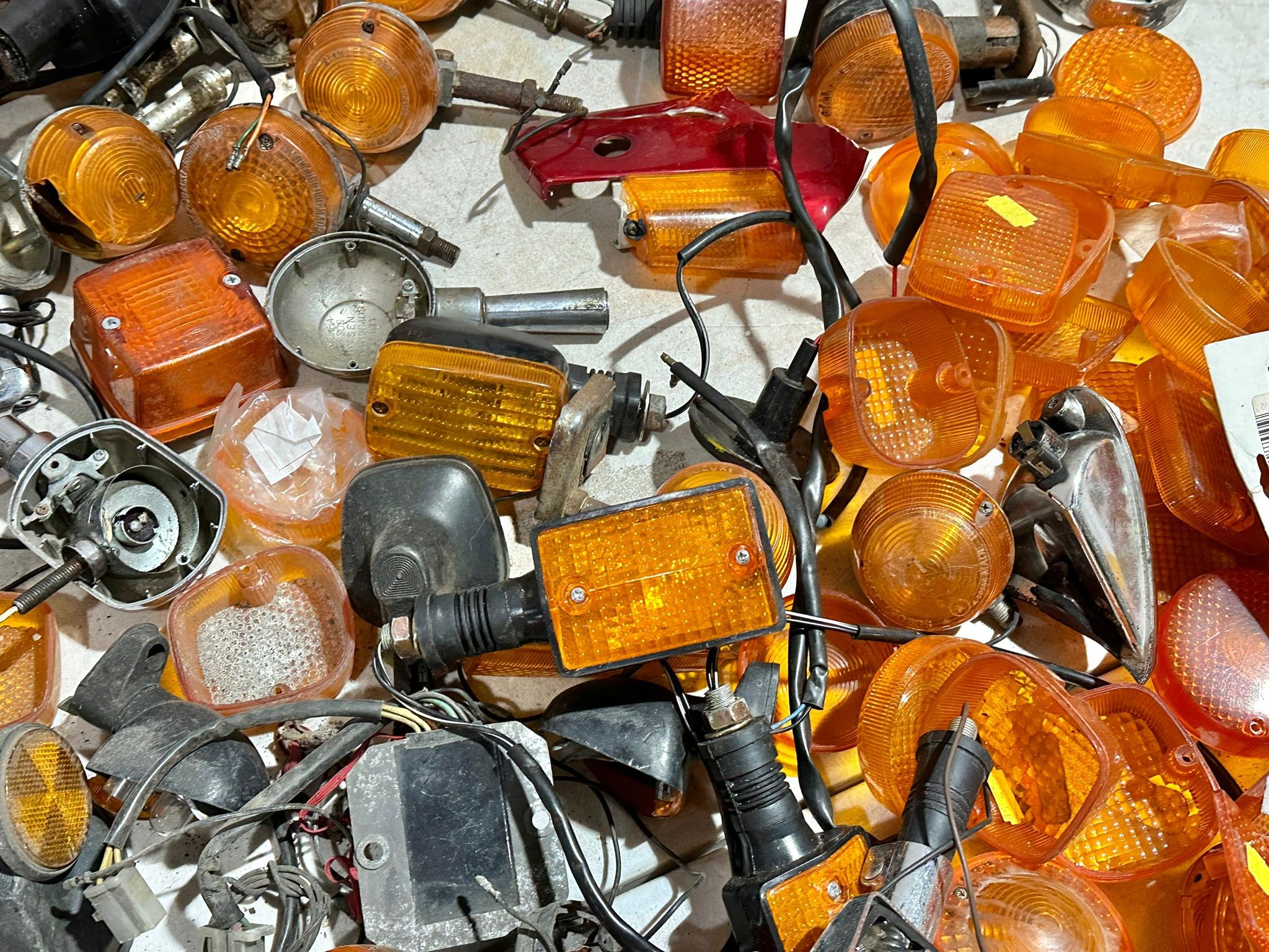 A large quantity of various motorbike indicators - Image 5 of 15