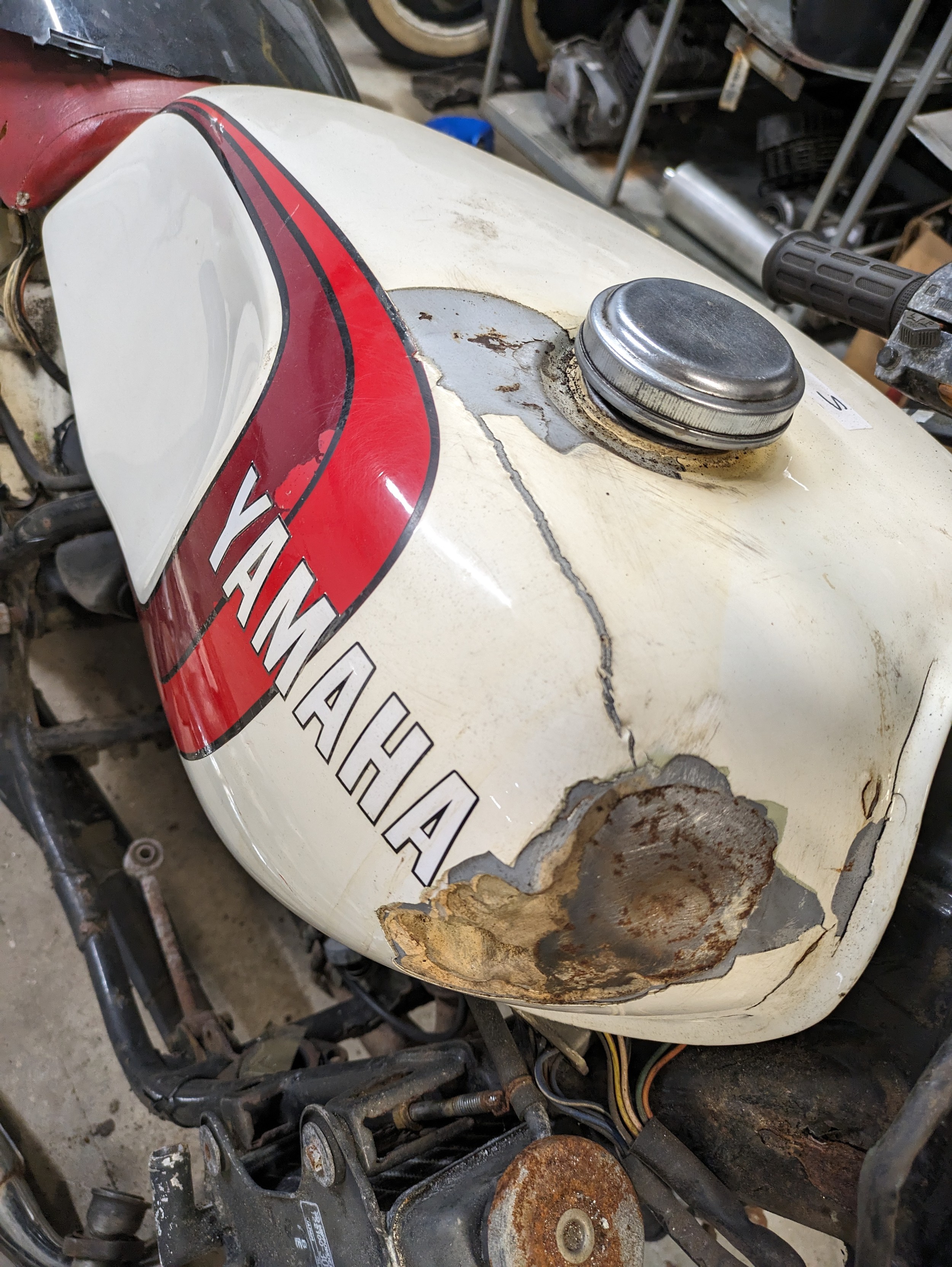 A 1980 Yamaha RD250 LC, Mars Bar. Matching frame & Number with documents - Image 13 of 14