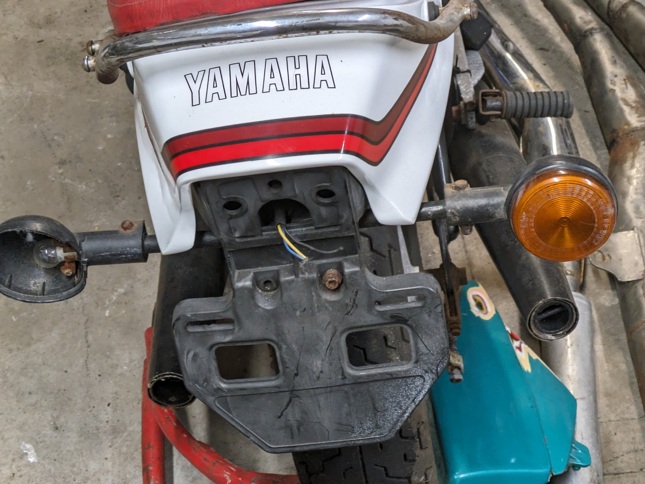 A 1980 Yamaha RD250 LC, Mars Bar. Matching frame & Number with documents - Image 7 of 14