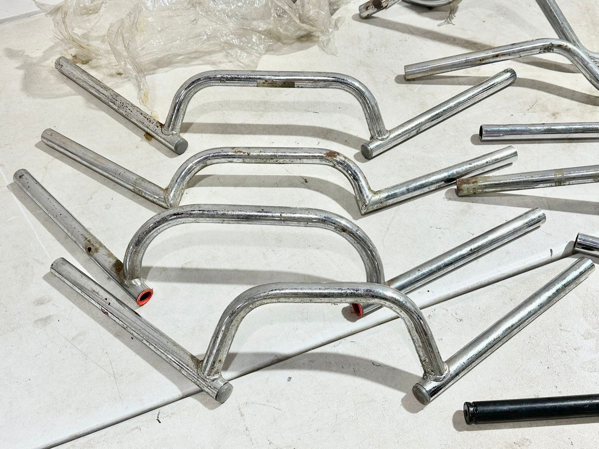 A quantity of various motorbike handlebars - Image 4 of 6