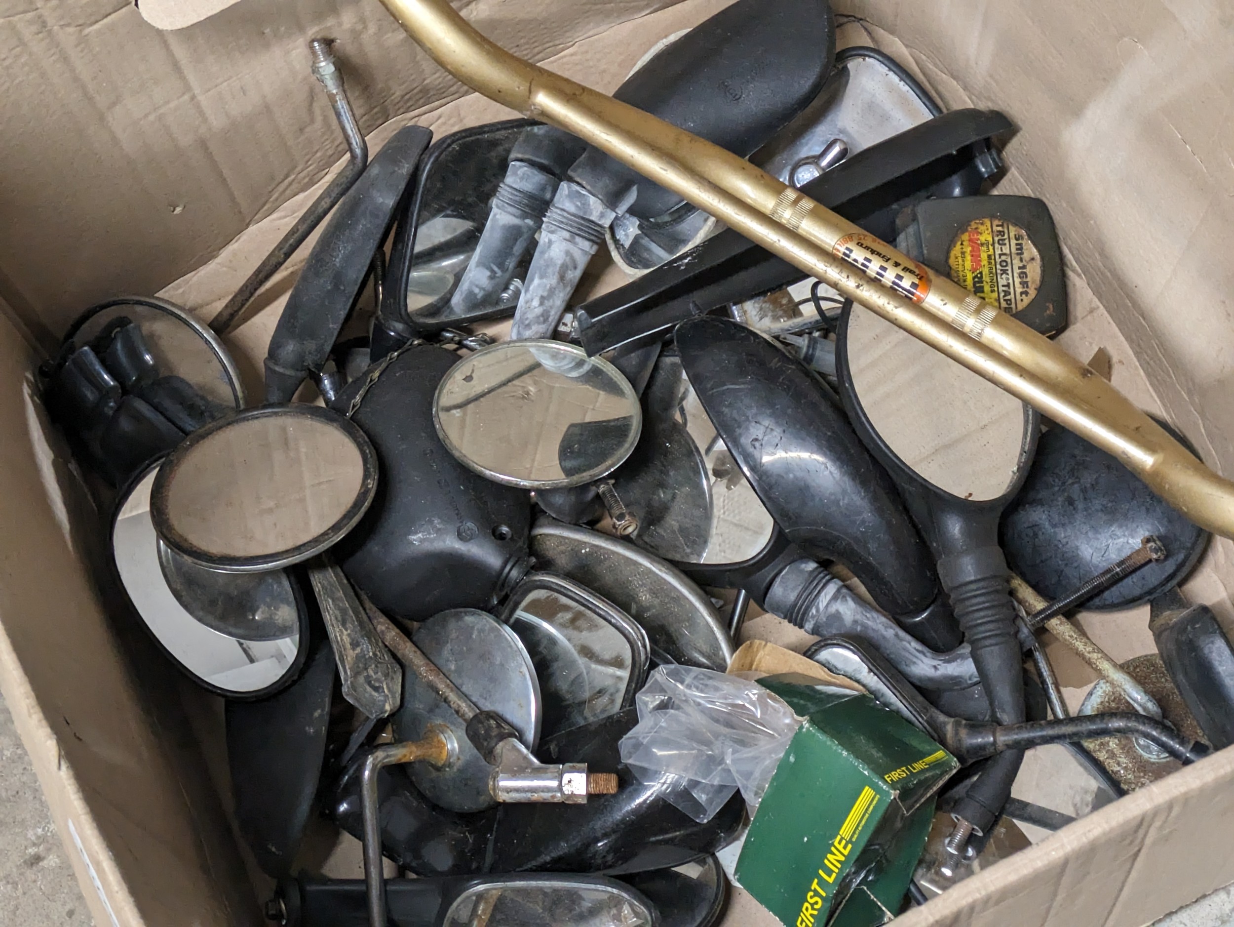 A sundry lot of motorbike mirrors with plastics - Image 4 of 5