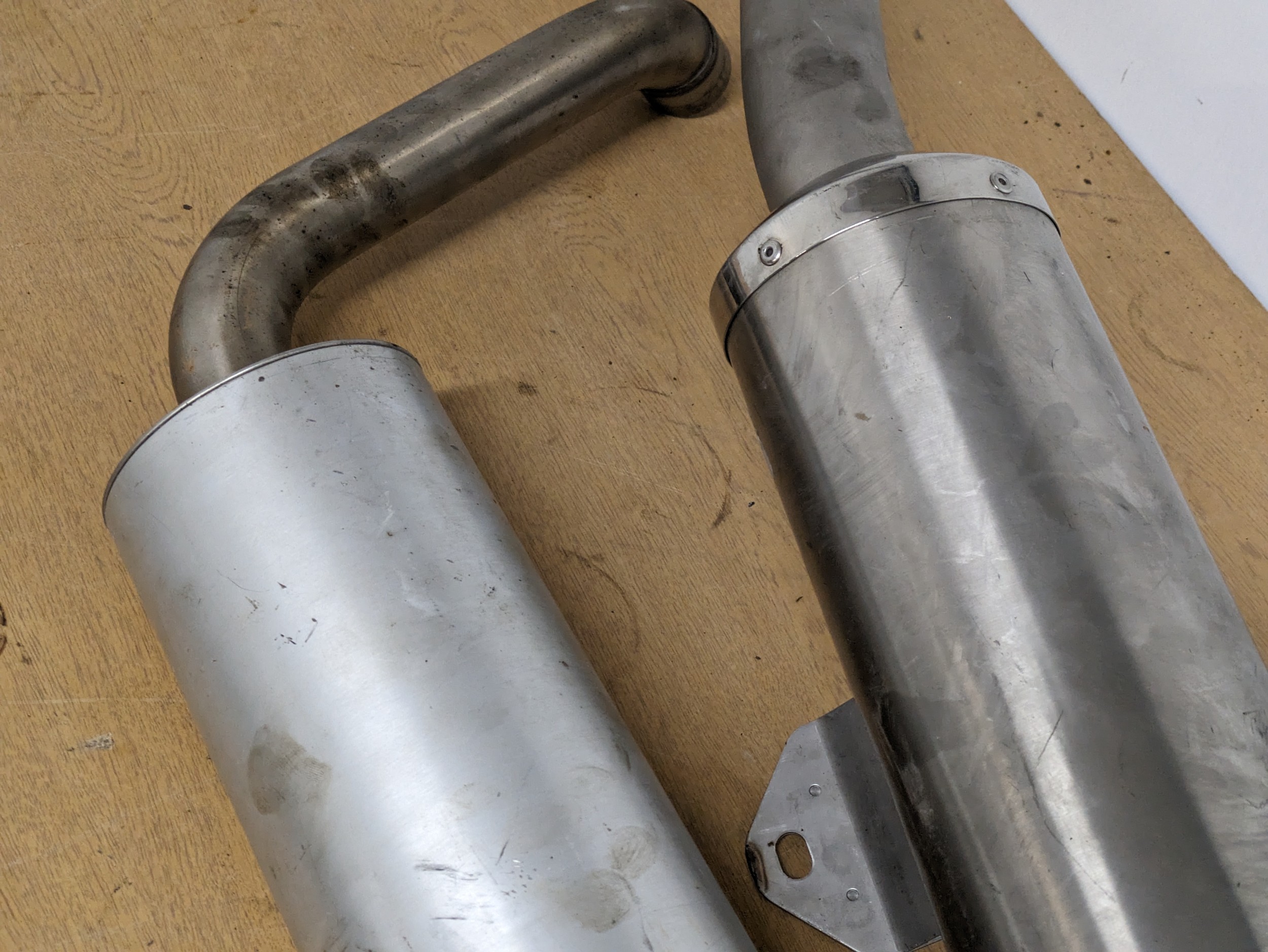 2 Ducati 750/900ss exhausts - Image 4 of 5