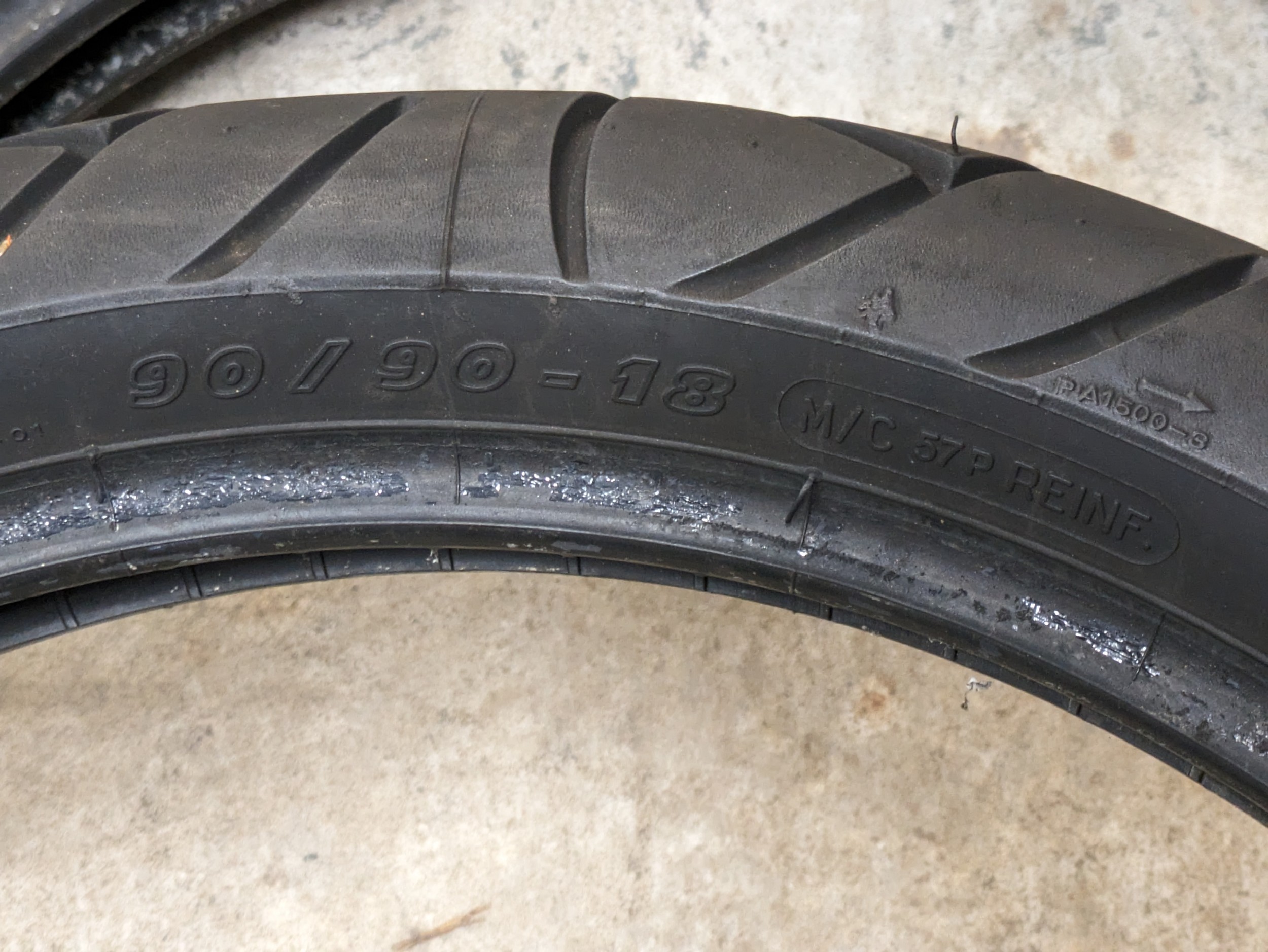 2 Michelin tyres - Image 4 of 5