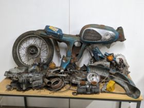 A Honda CD175 1966/7 frame with parts