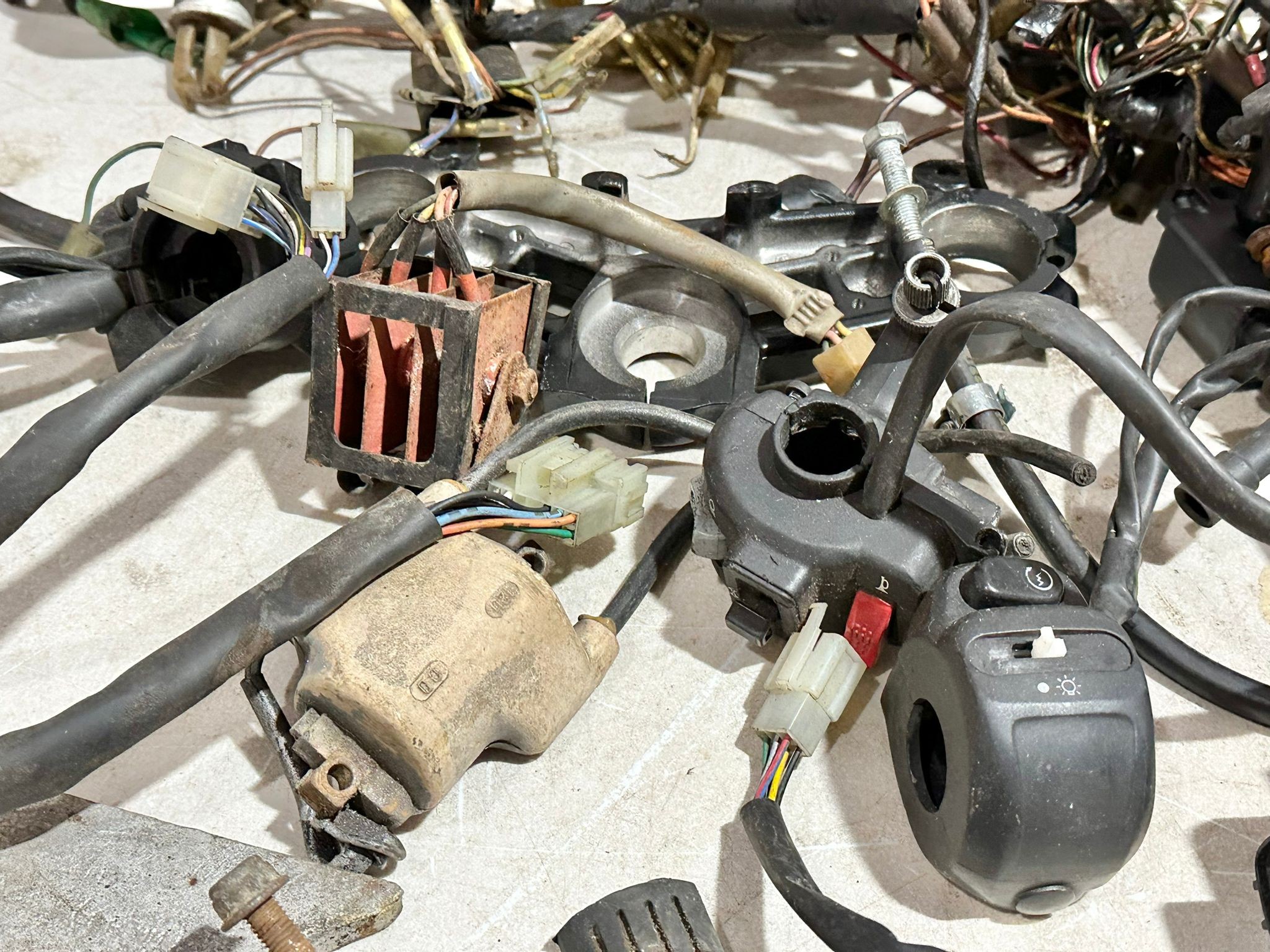 A sundry lot of various motorbike electrical parts with foot rests etc - Image 8 of 14