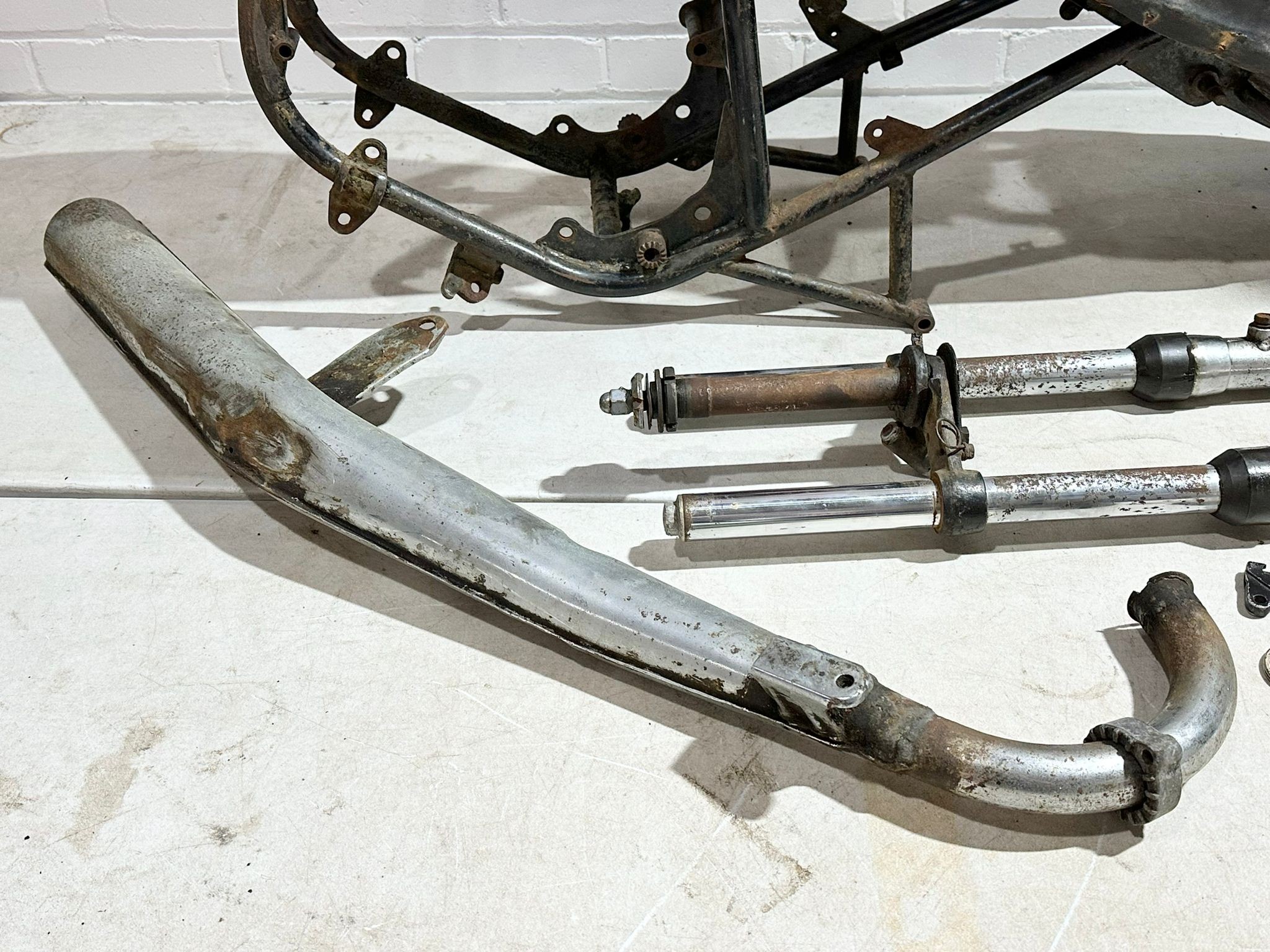 Kawasaki S2 350 frame with tank, seat, forks etc - Image 7 of 12