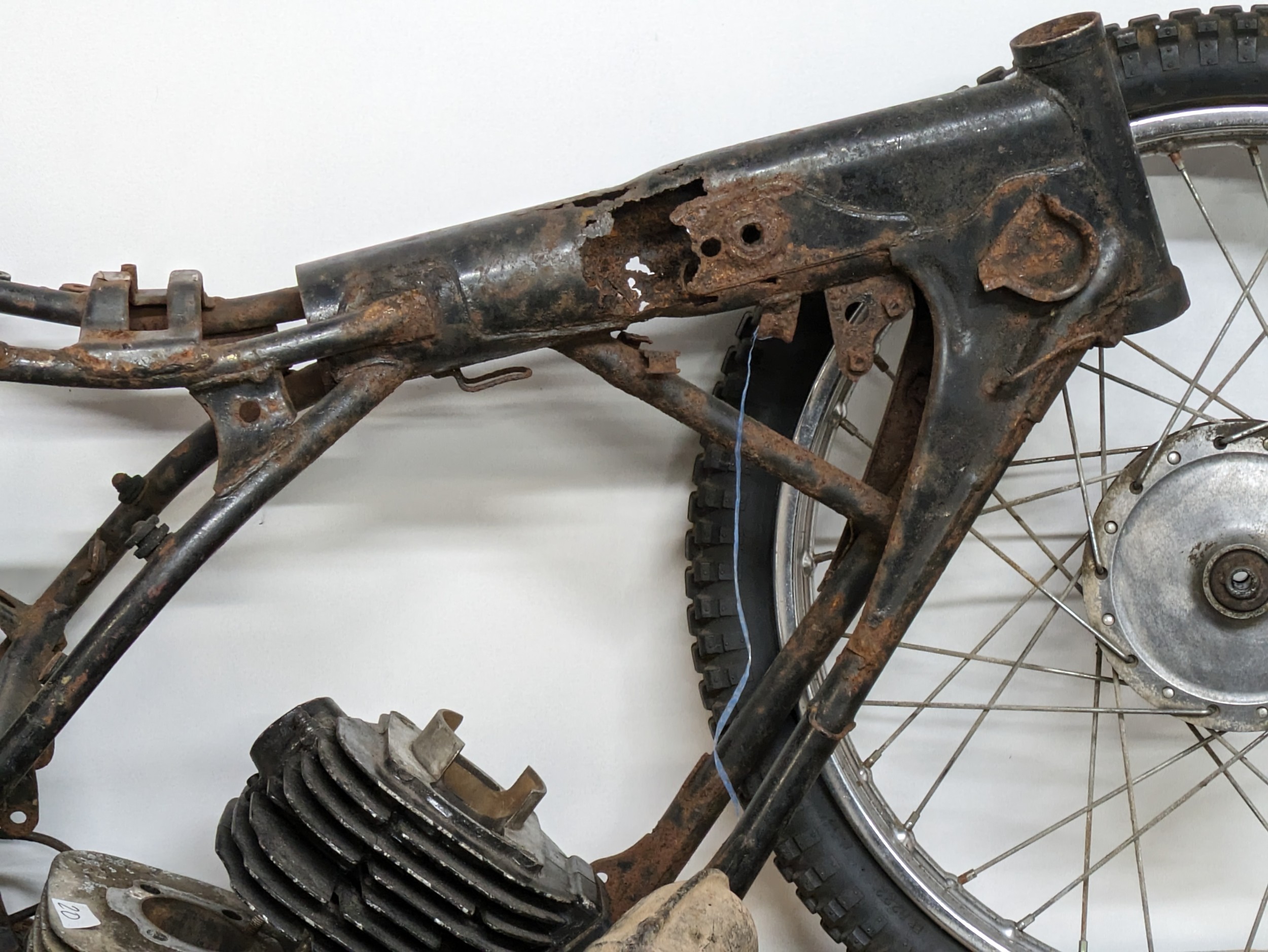 A Yamaha DT250 frame with parts and documents - Image 10 of 11