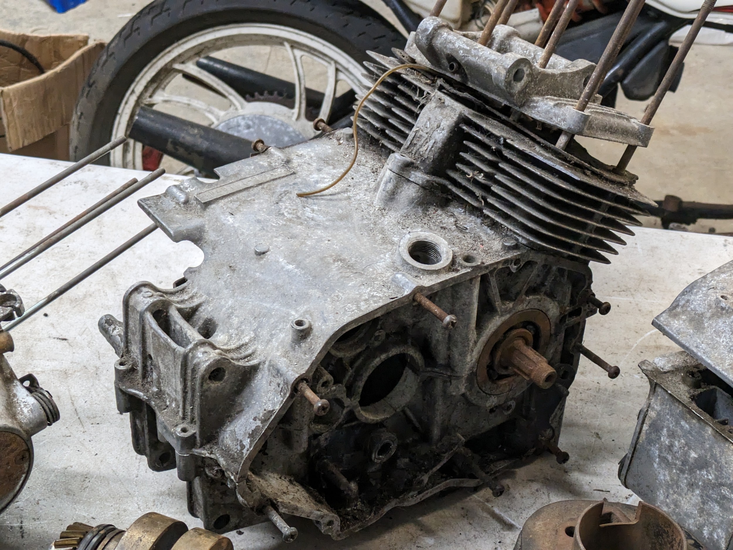 Motorbike engines - Image 6 of 7