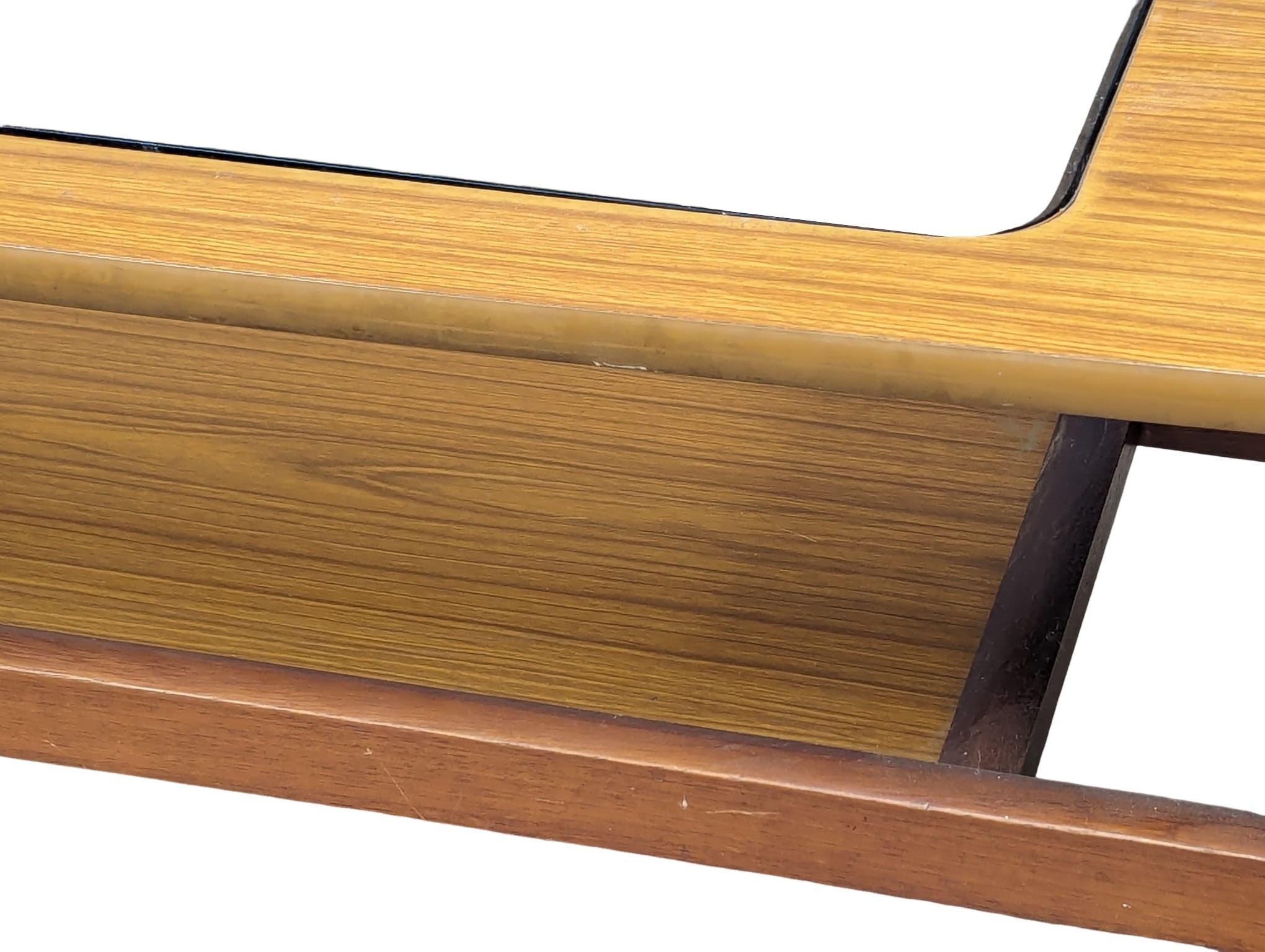 A Mid Century teak 2 tiered coffee table with smoked glass. 136x50x43cm - Image 5 of 5