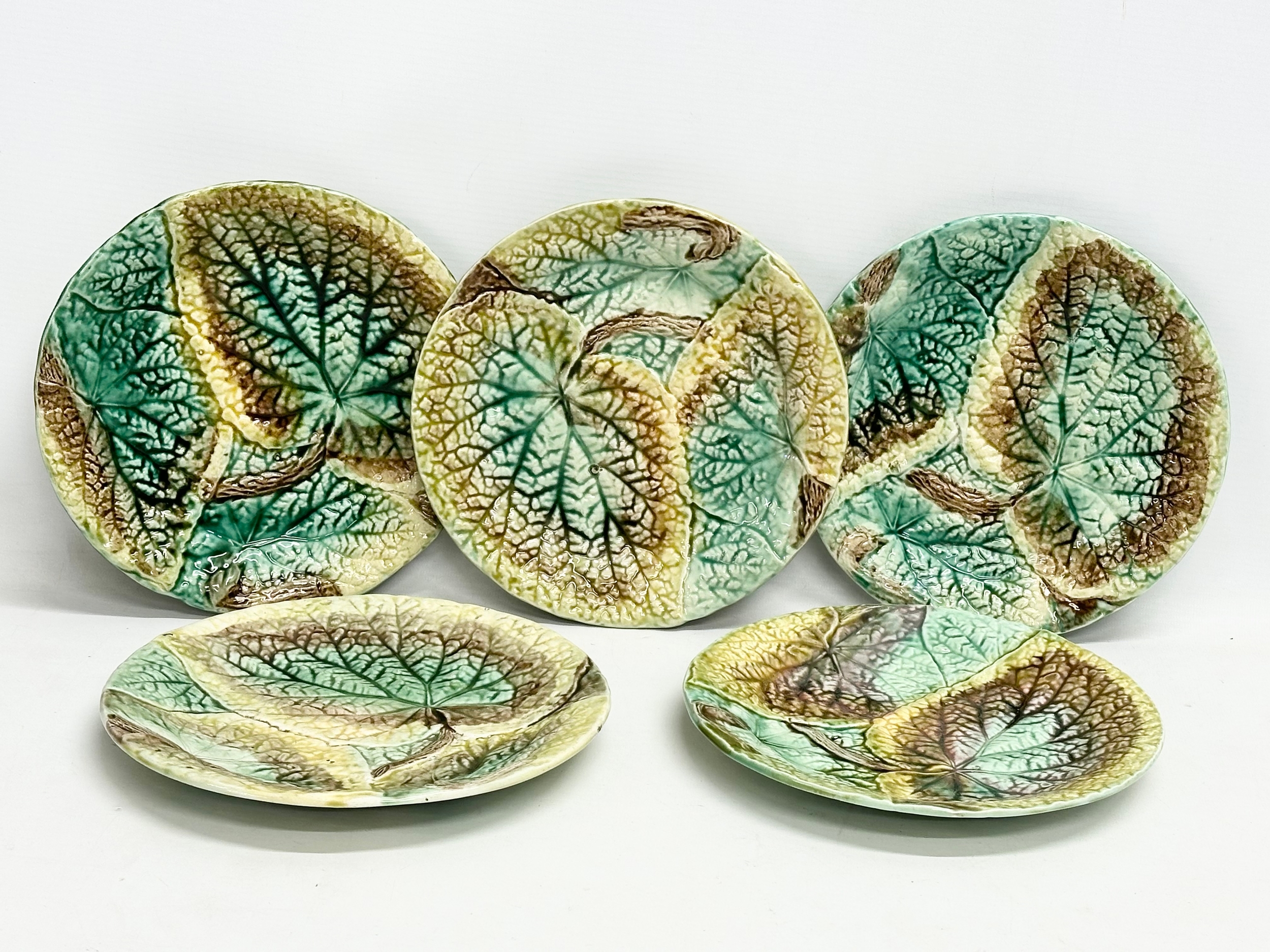 A collection of Late 19th Century Forester Majolica pottery. Plates 21cm. Jug 16x13x17cm - Image 2 of 7