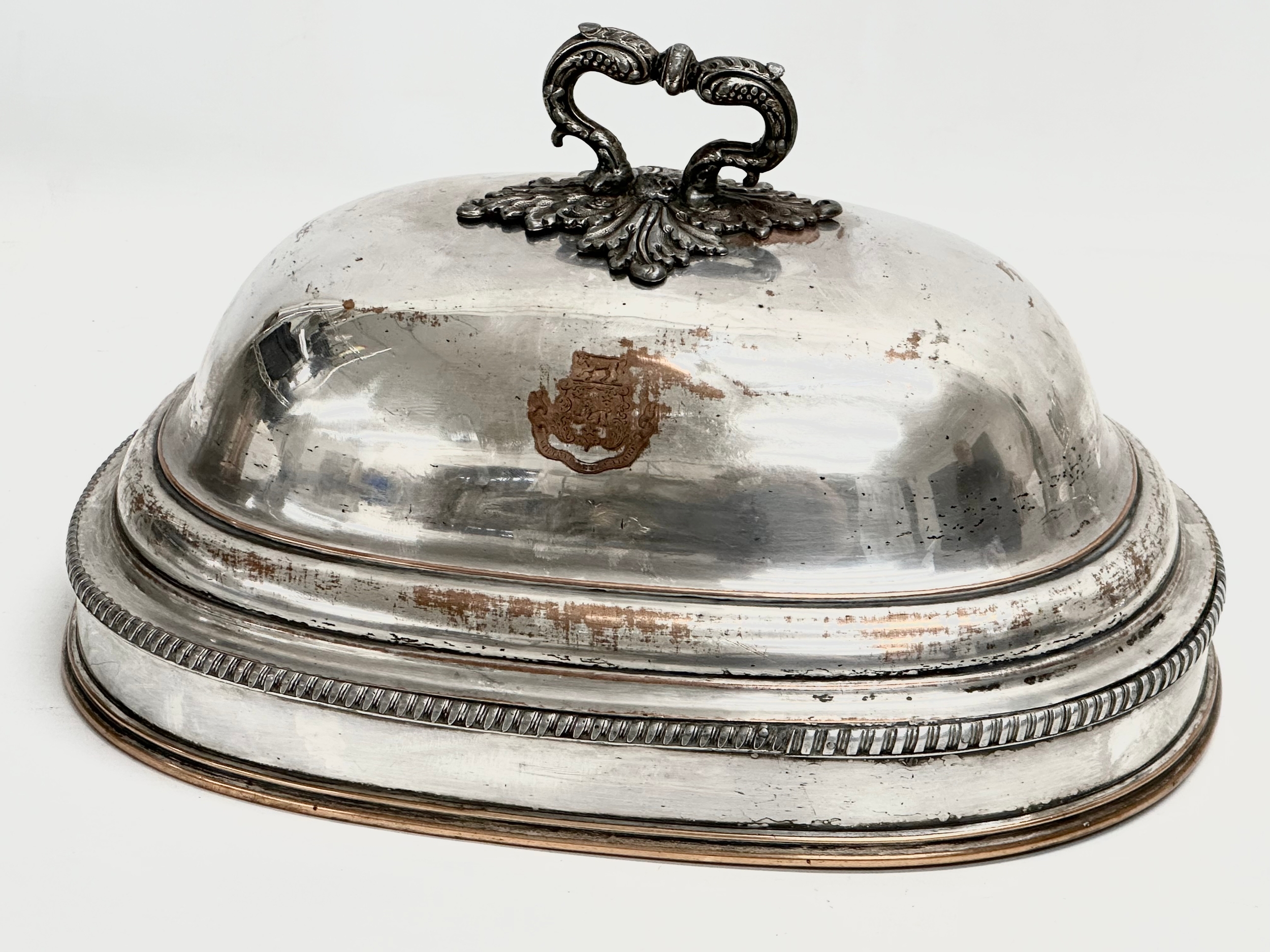 An Early 19th Century silver plated meat dome by D&G Holy & Co. Circa 1805-1820. 34x25x20cm