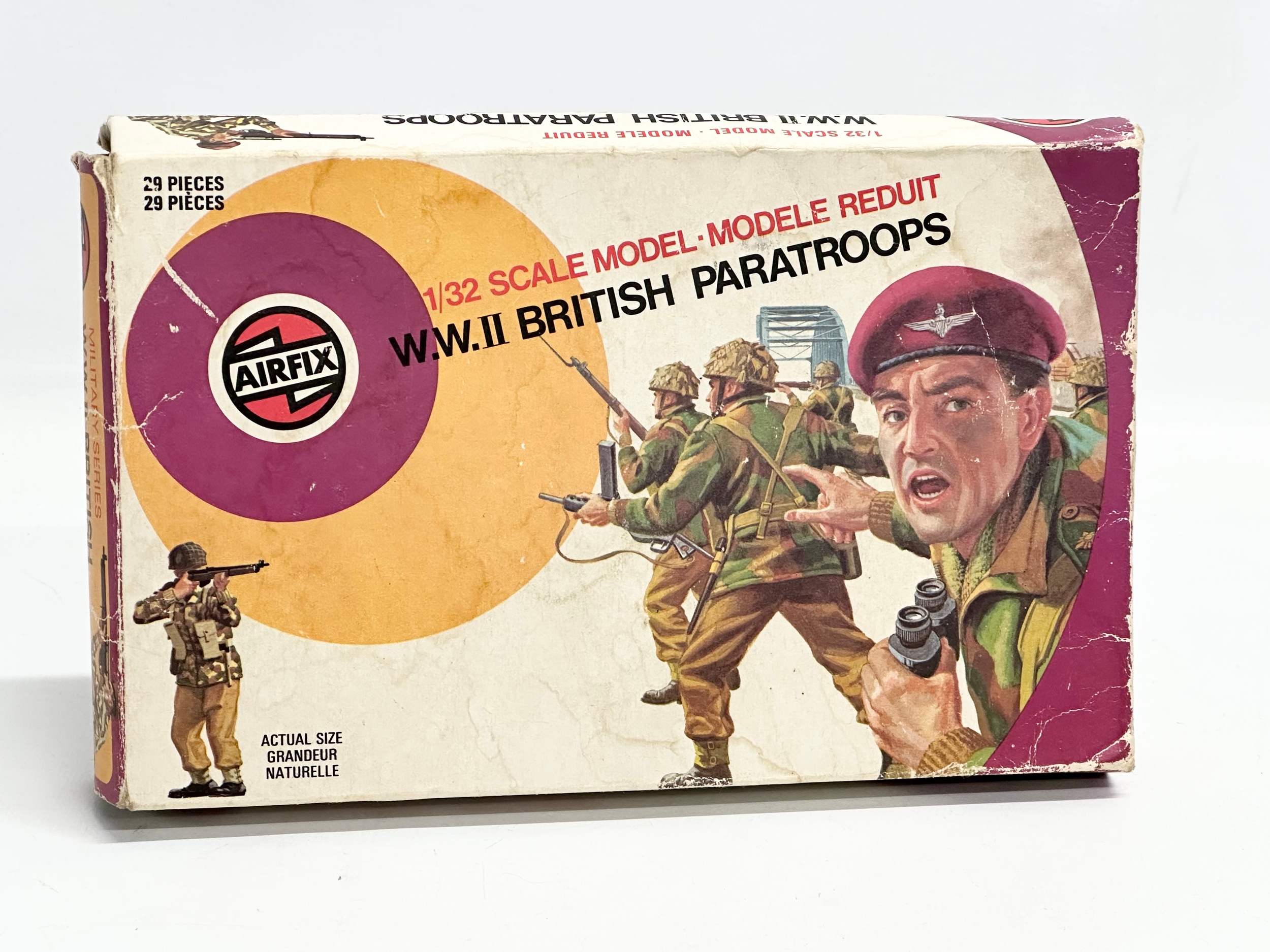 A vintage Airfix WWII British Paratroops. 29 pieces. - Image 4 of 4