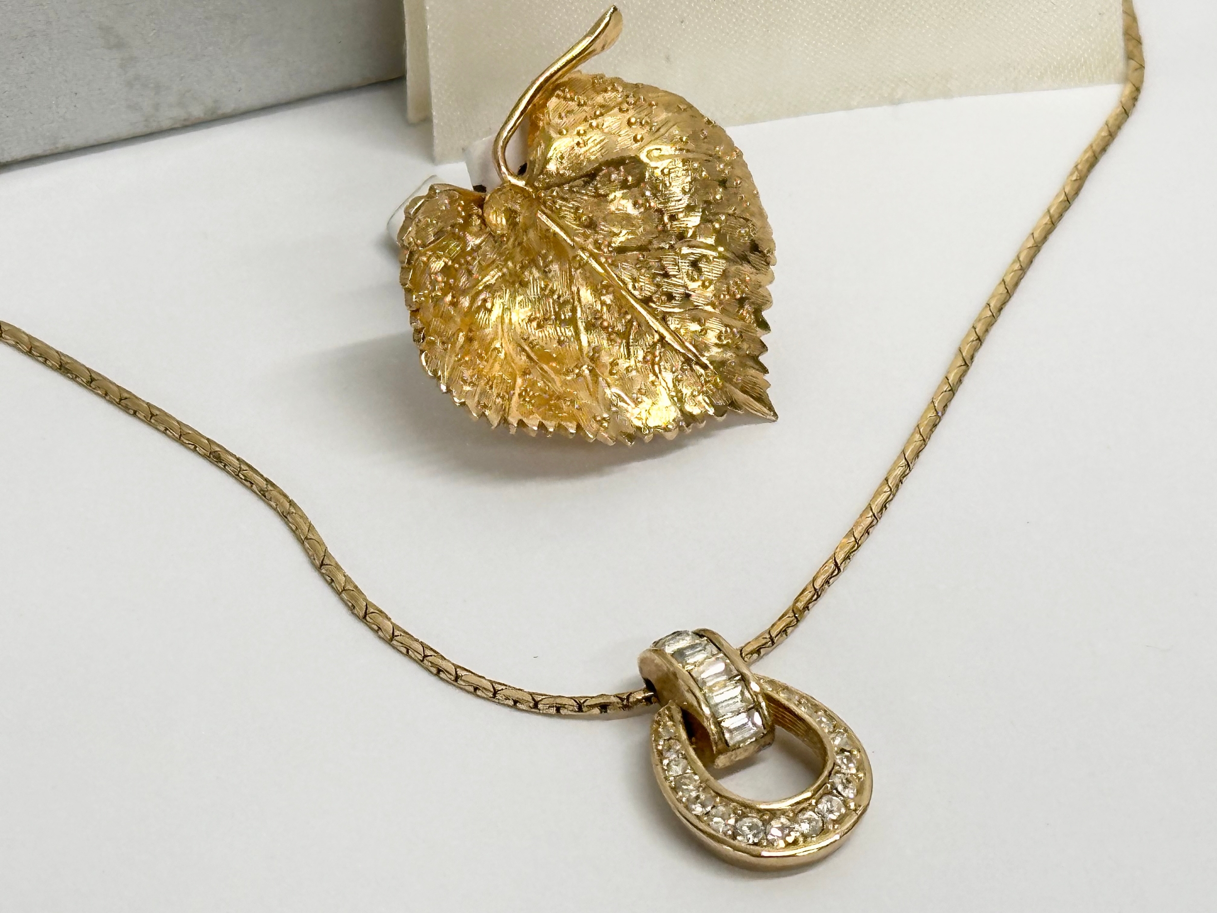 Christian Dior necklace and brooch with box. - Image 2 of 3