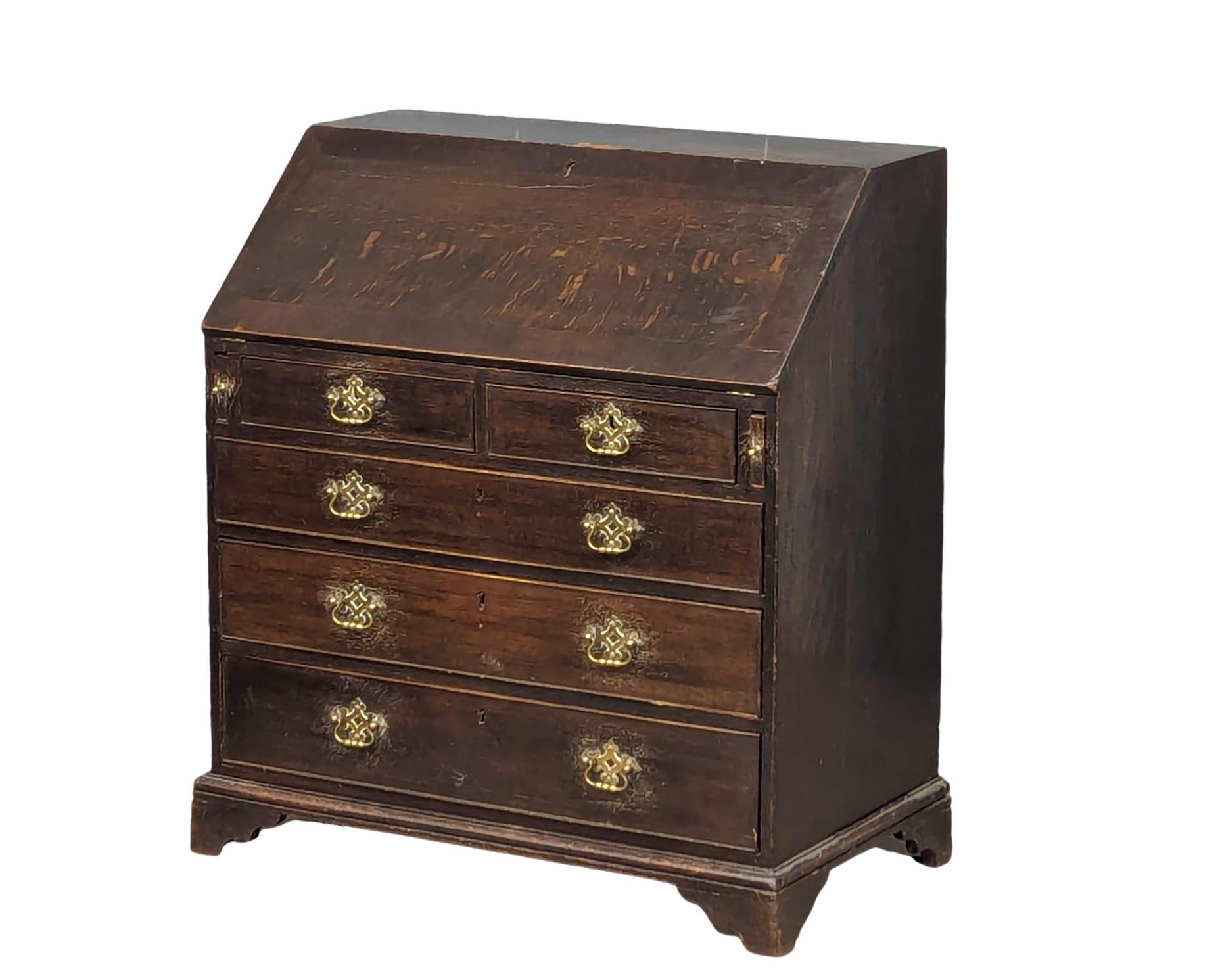 A George III oak writing bureau. Circa 1760-1780. 94x55x106cm - Image 9 of 10