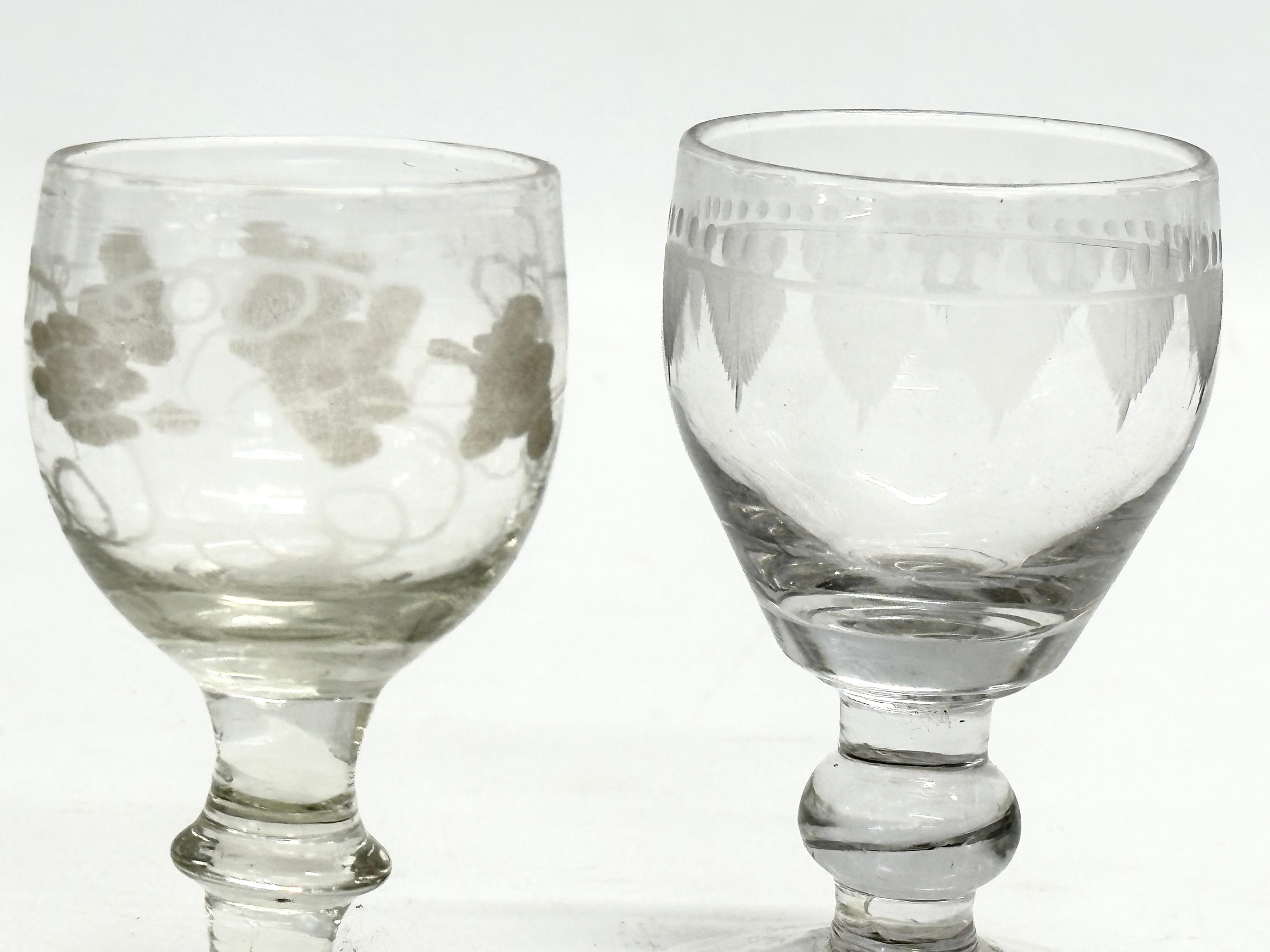 Georgian and Victorian drinking glasses. Victorian etched glass whiskey tumblers/water glasses. 3 - Image 8 of 17