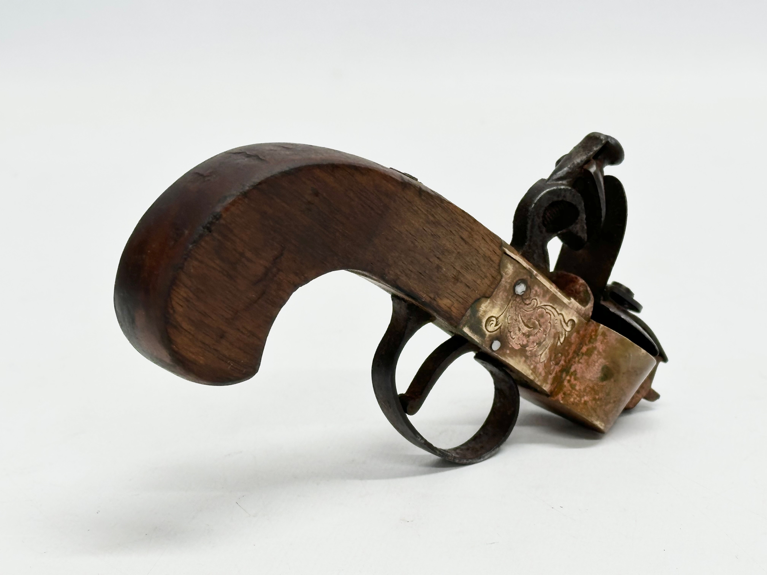 An 18th/19th Century Flintlock Tinder Lighter. - Image 3 of 5