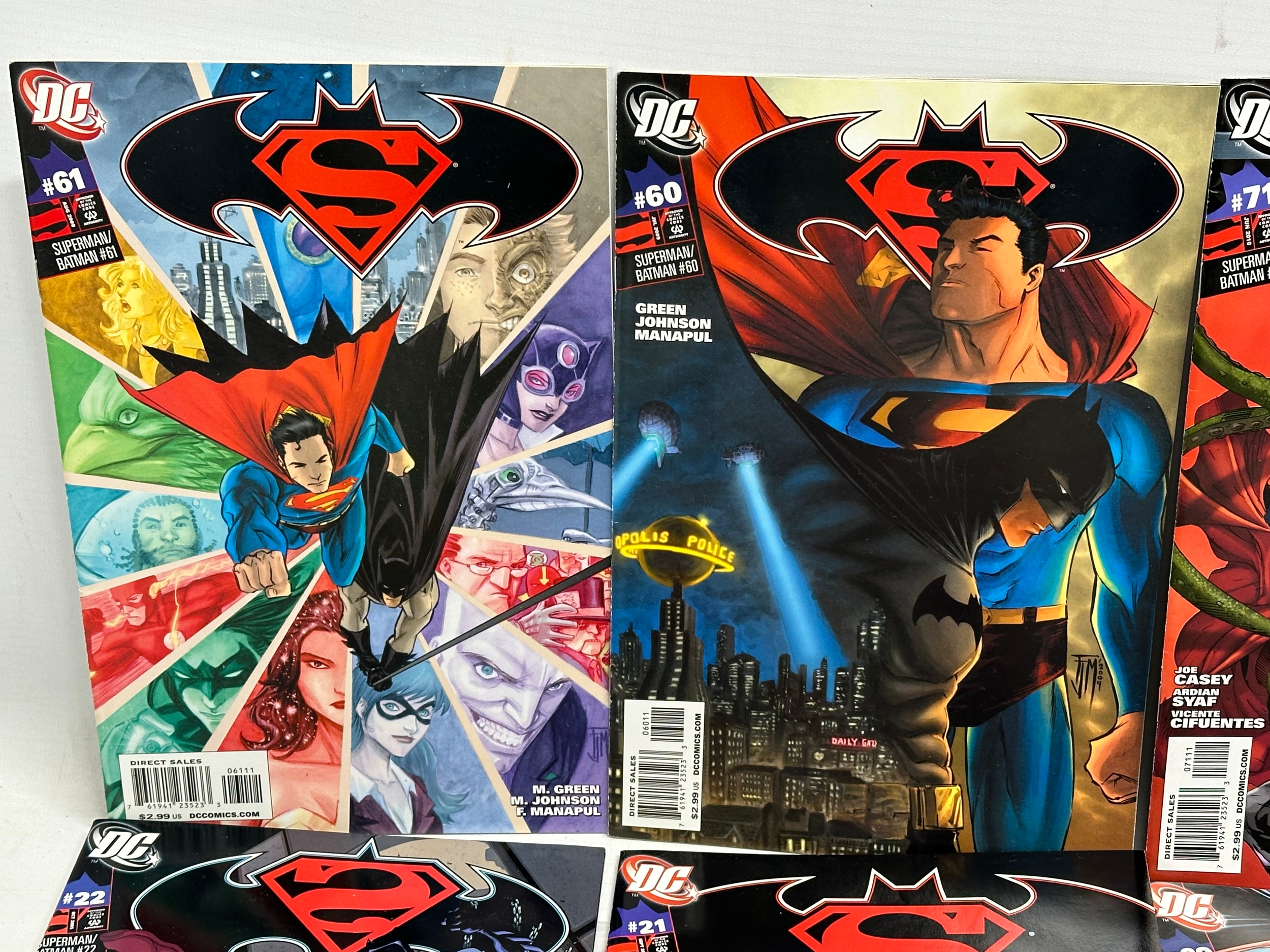 A collection of DC Batman and Superman comic books. Some full stories. - Image 5 of 5