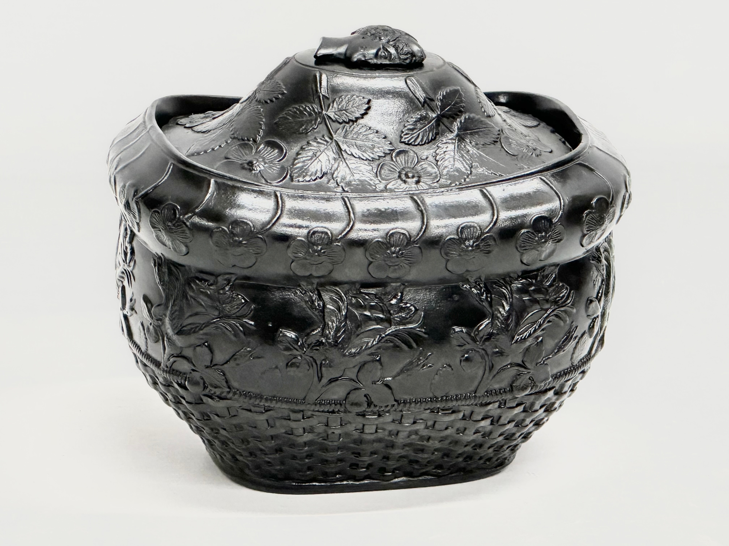 5 pieces of Late 18th/Early 19th Century English black basalt pottery. Sugar bowl with lid - Image 2 of 18