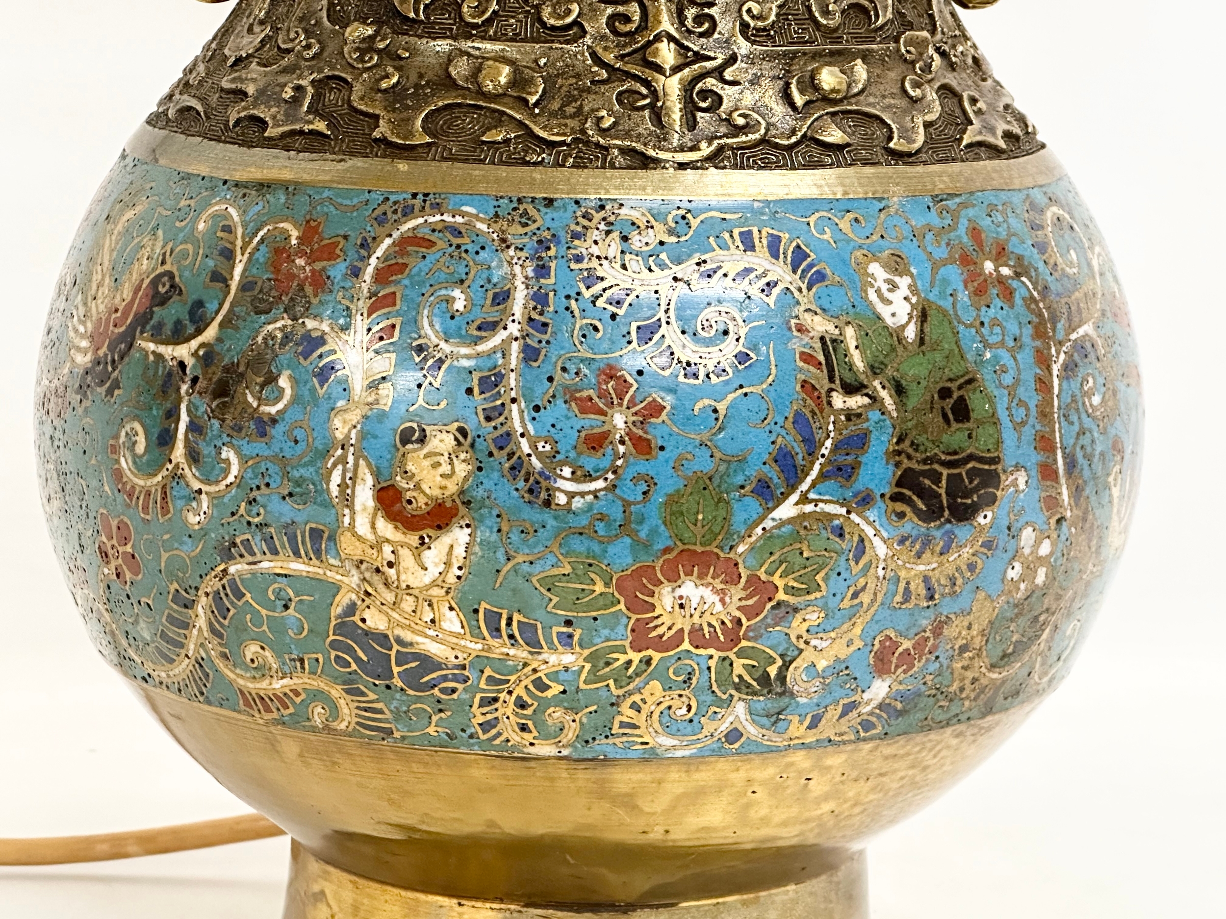 A large Late 19th Century Chinese brass and Cloisonné converted table lamp. 21x82cm - Image 3 of 9