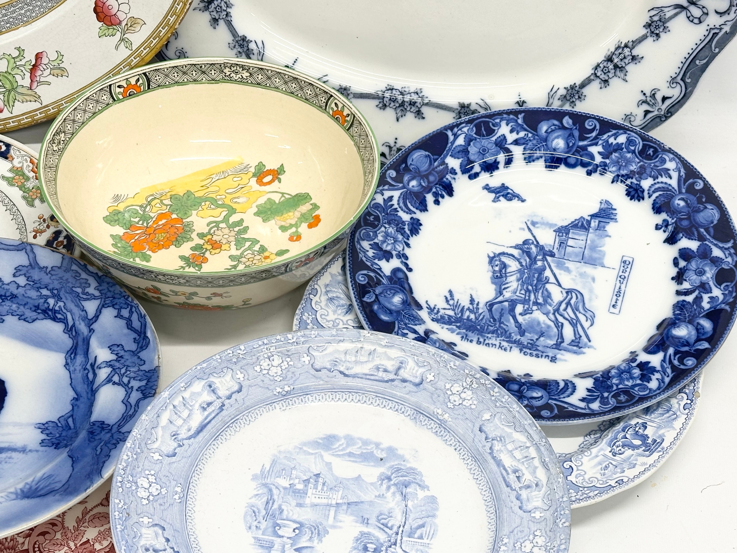 A collection of 19th and Early 20th Century dinner plates, platters and bowls. Mason’s, Minton, - Image 4 of 8