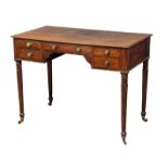 An Early Victorian mahogany writing table. Circa 1840s. 102x55x77cm