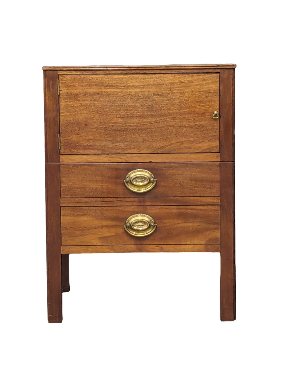 A George III mahogany pot cupboard/bedside cabinet. 48.5x45x65cm - Image 3 of 4