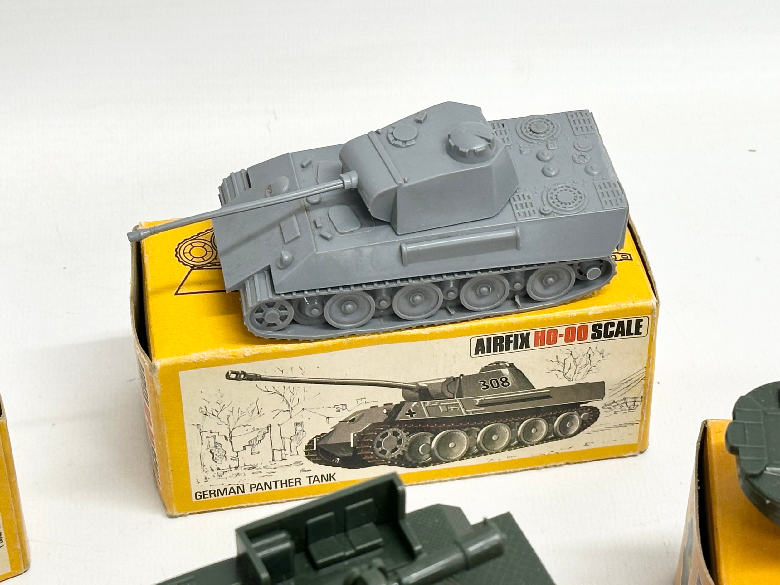A collection of vintage Airfix HO-OO scale vehicles with boxes and soldiers. - Image 7 of 12