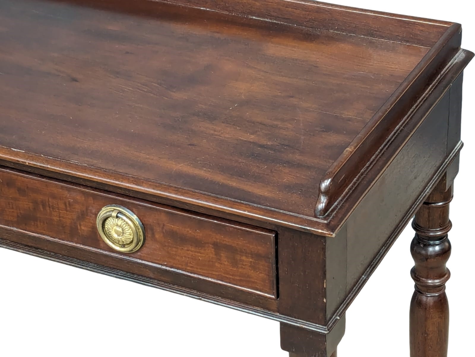 A Victorian mahogany gallery back hall table with 2 drawers with turned tapering legs. 79.5x38x78cm - Image 6 of 6