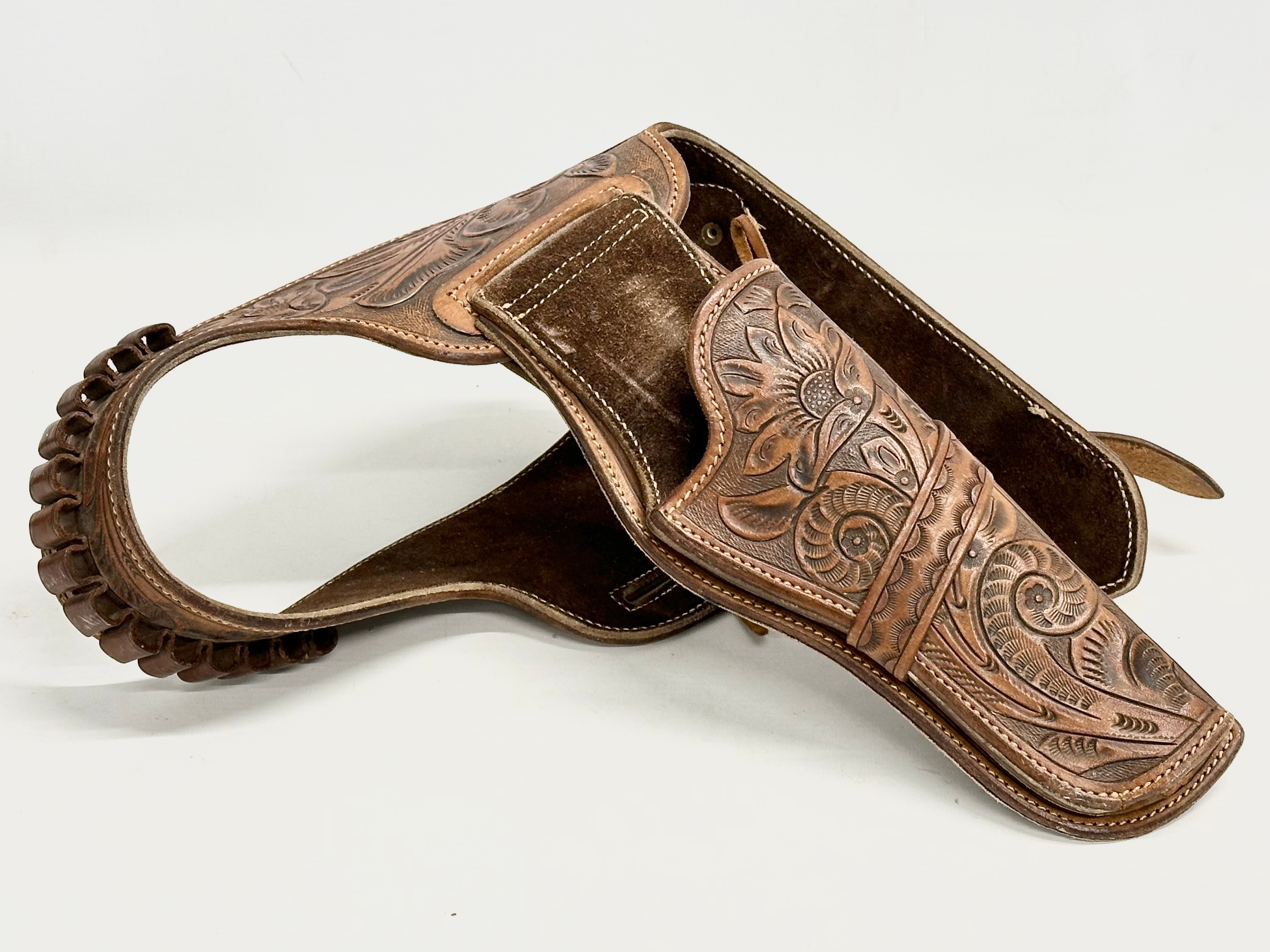 A J. Nunez leather belt and holster with a good quality replica 45 caliber revolver, Single Action - Image 6 of 7