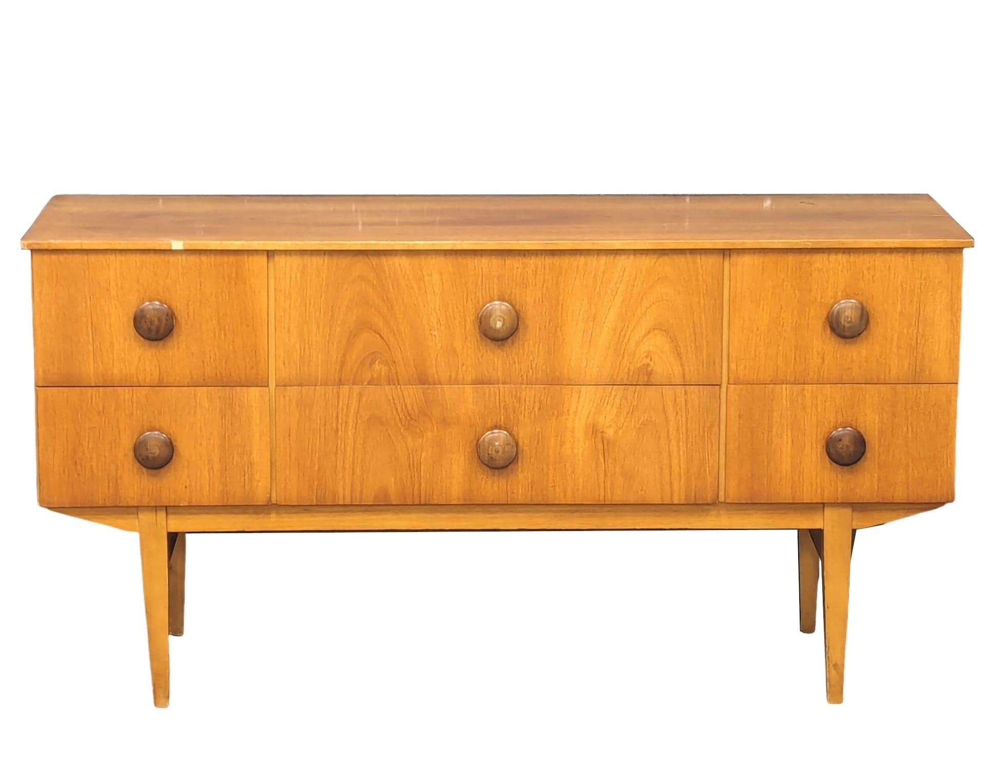 A mid century teak sideboard, 133cm x 39.5cm x 69cm - Image 9 of 10