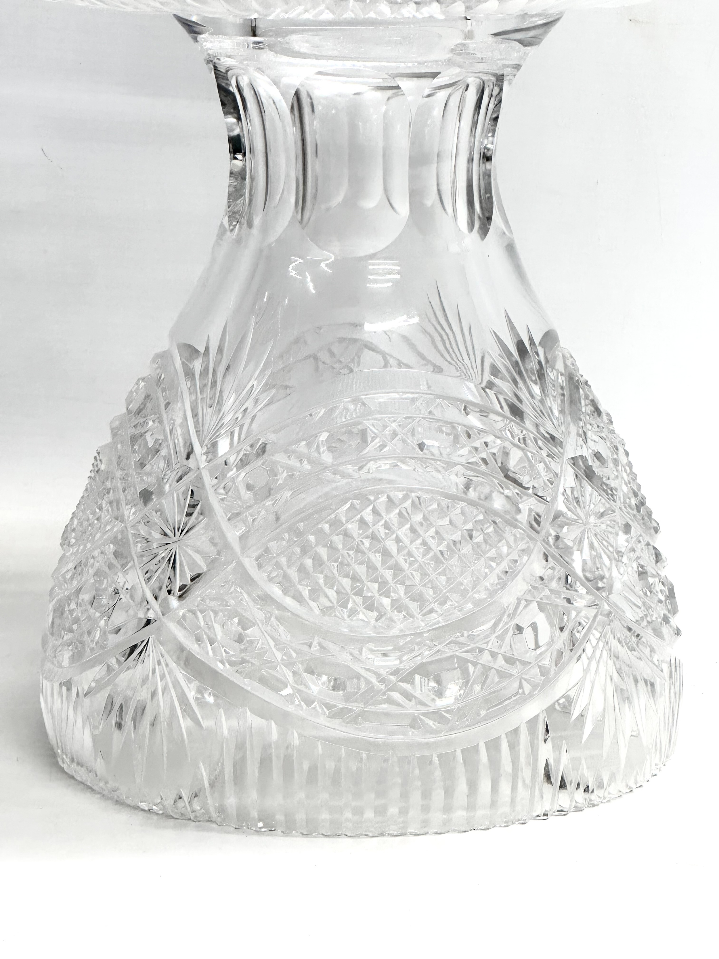 A large 2 piece Irish crystal centre piece by Cavan Crystal. 30x43.5cm - Image 2 of 7