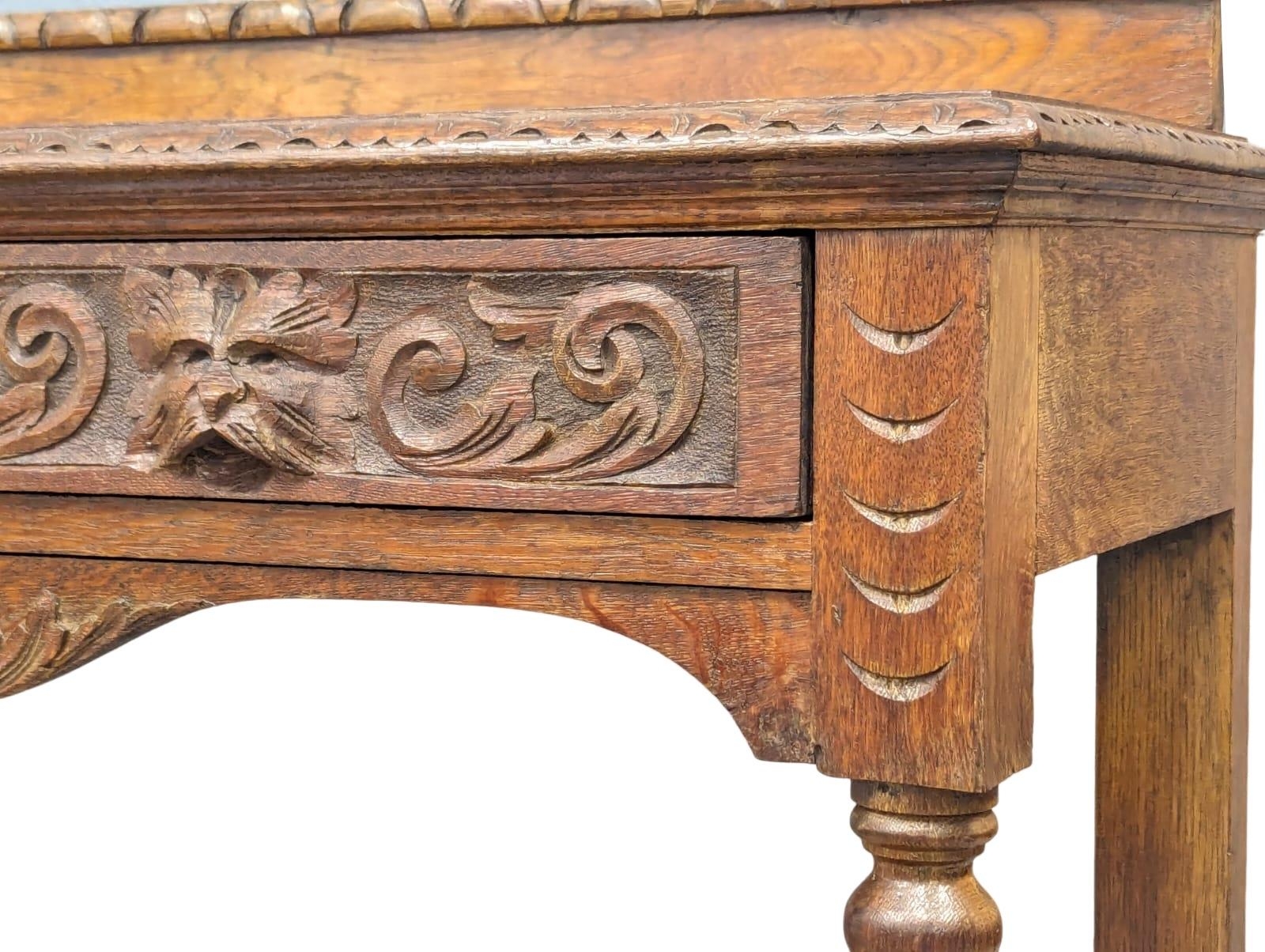 A late Victorian carved oak hall table with bobbin turn legs and Man Of The Forest handles, 107cm - Bild 5 aus 6