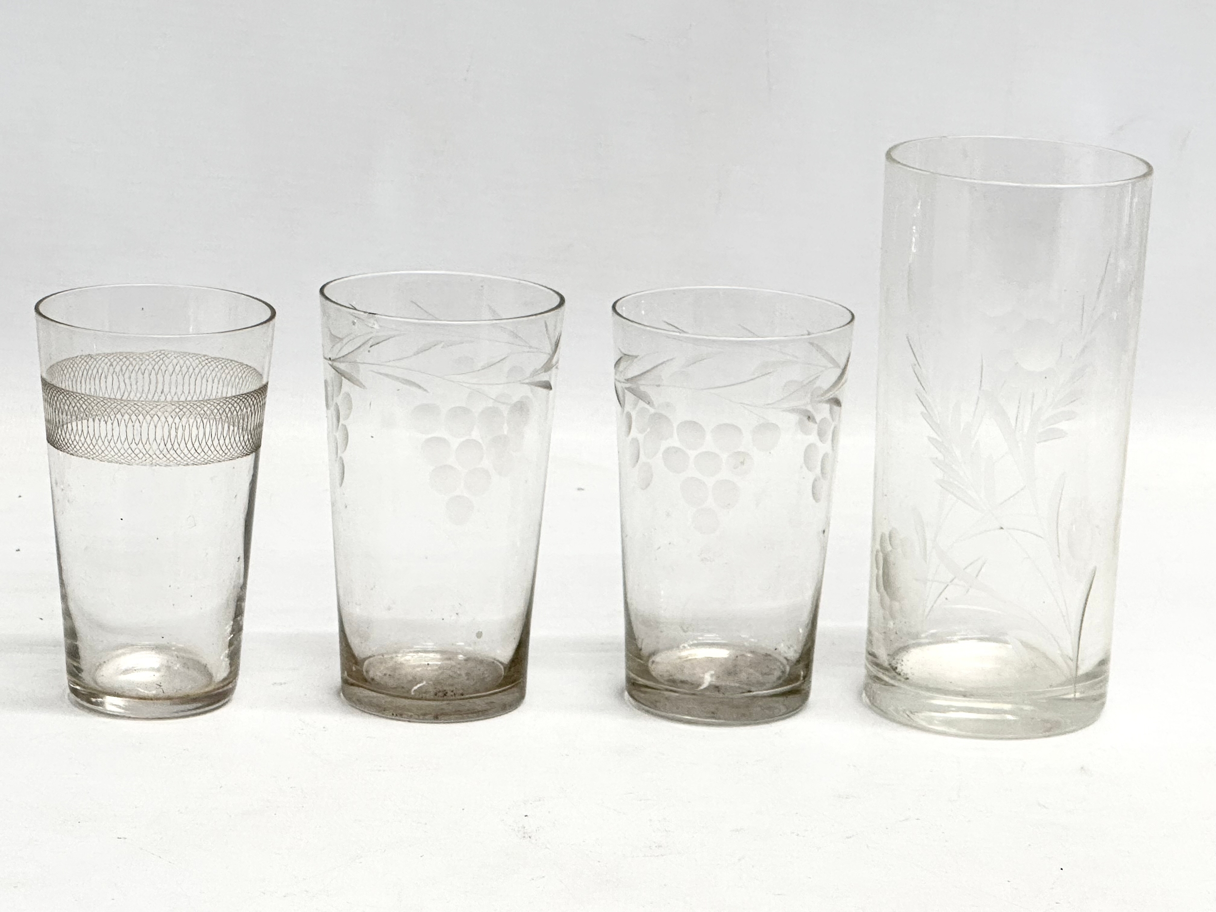 Georgian and Victorian drinking glasses. Victorian etched glass whiskey tumblers/water glasses. 3 - Image 9 of 17