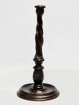 A George III barley twist candlestick with carved Irish clovers. Circa 1800-1820. 15x31cm