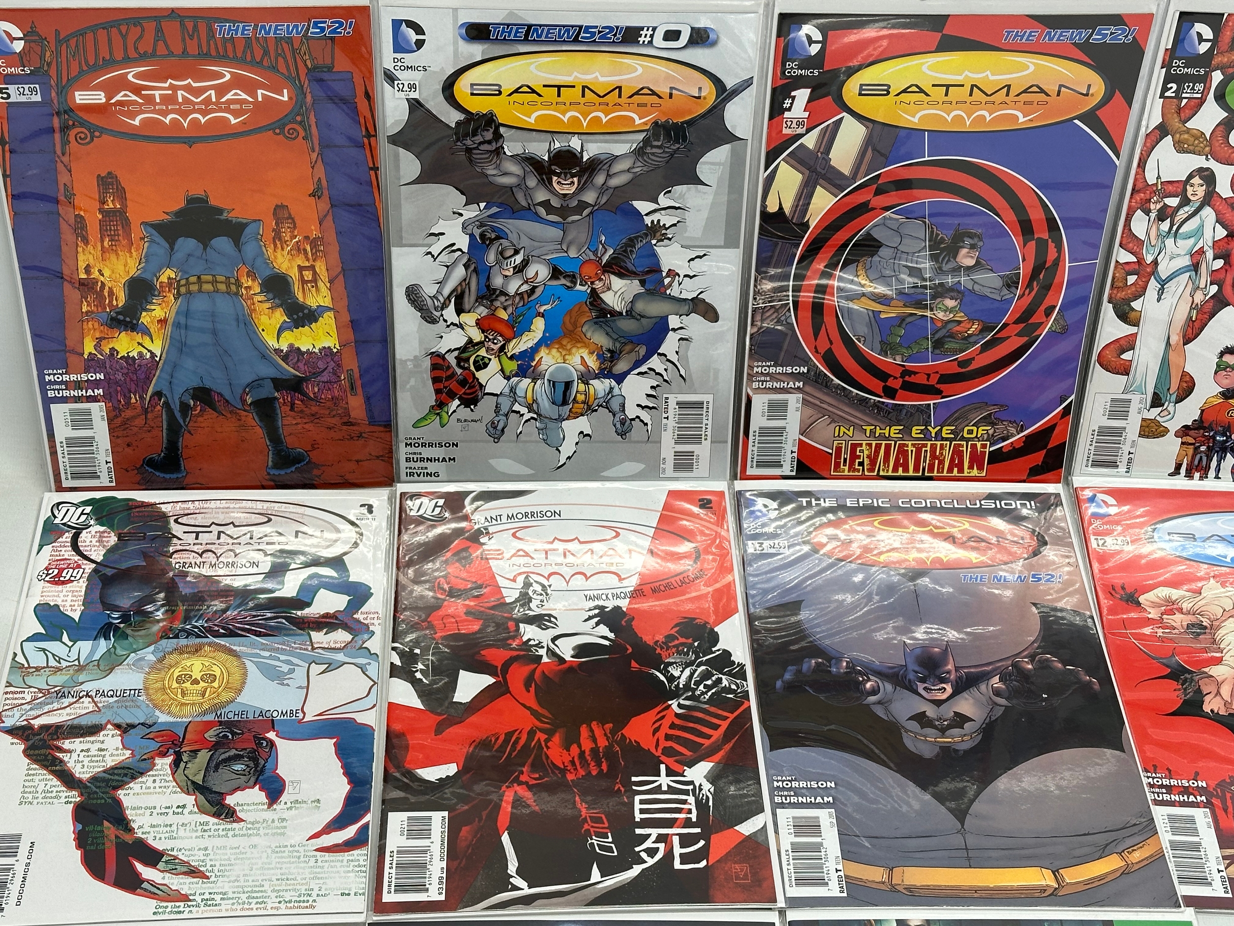 A collection of DC Batman Incorporated comic books. - Image 3 of 4