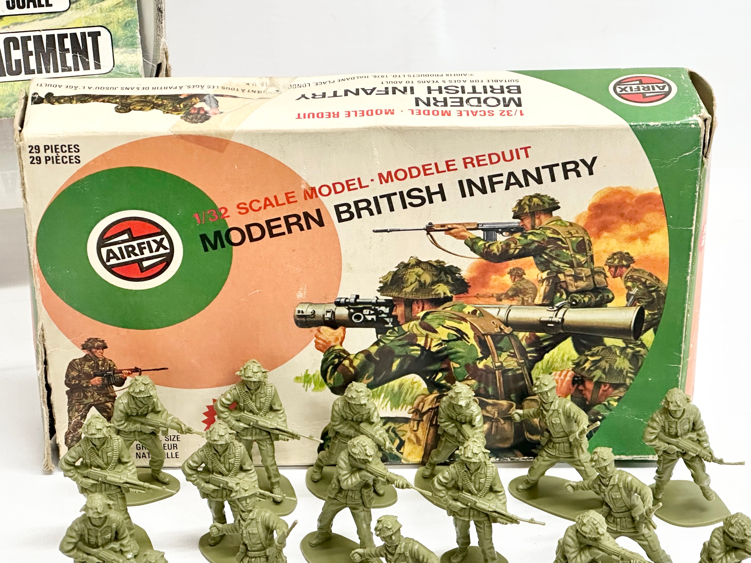 4 boxes of vintage Airfix model kits. Airfix Modern British Infantry, 1/32 scale model. Airfix - Image 4 of 9