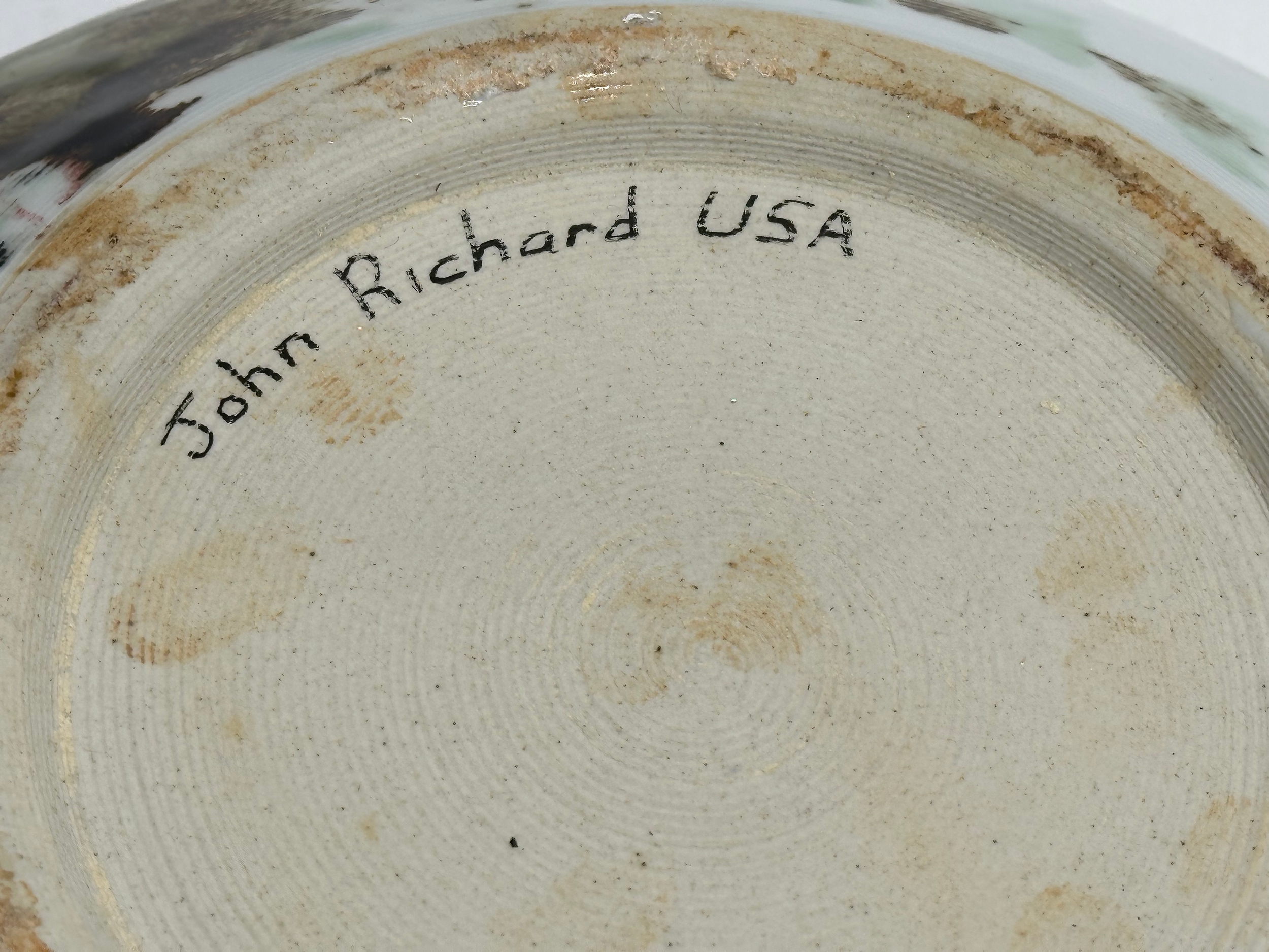 A large glazed porcelain curved rim bowl designed by John Richard. 32x32x11cm - Image 5 of 5
